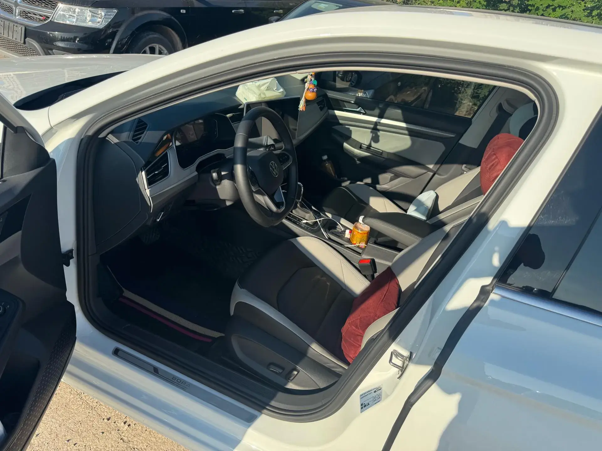 2023 VOLKSWAGEN BORA thumbnail 4