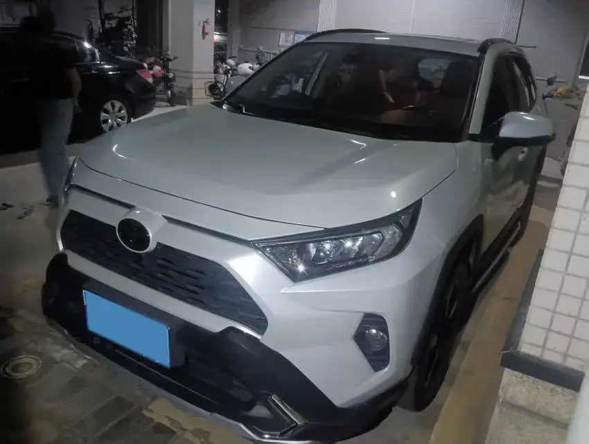 2021 Toyota RAV4 2.0L 171HP L4 CVT