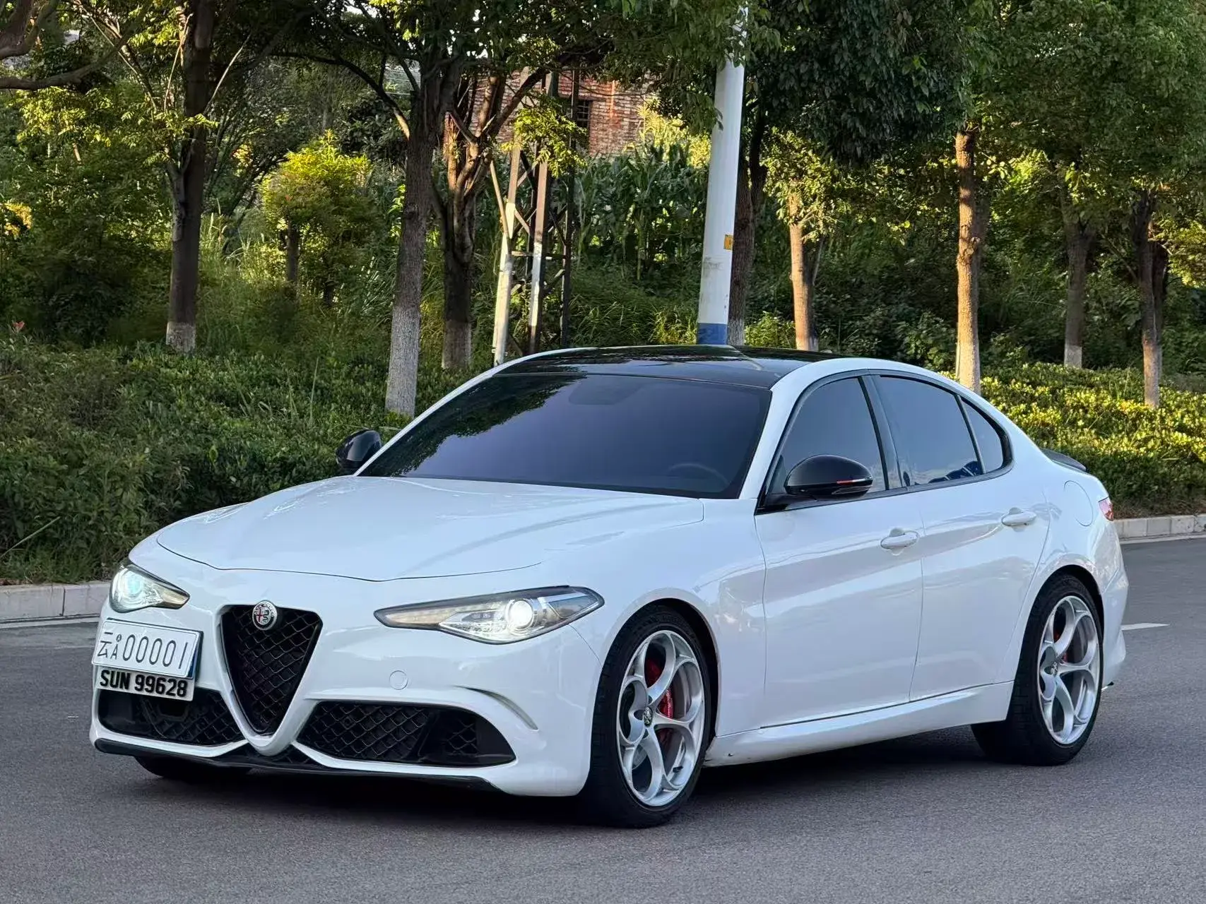 2017 ALFA ROMEO view 1