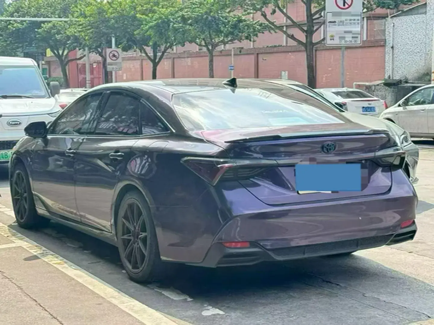 2019 TOYOTA AVALON thumbnail 4