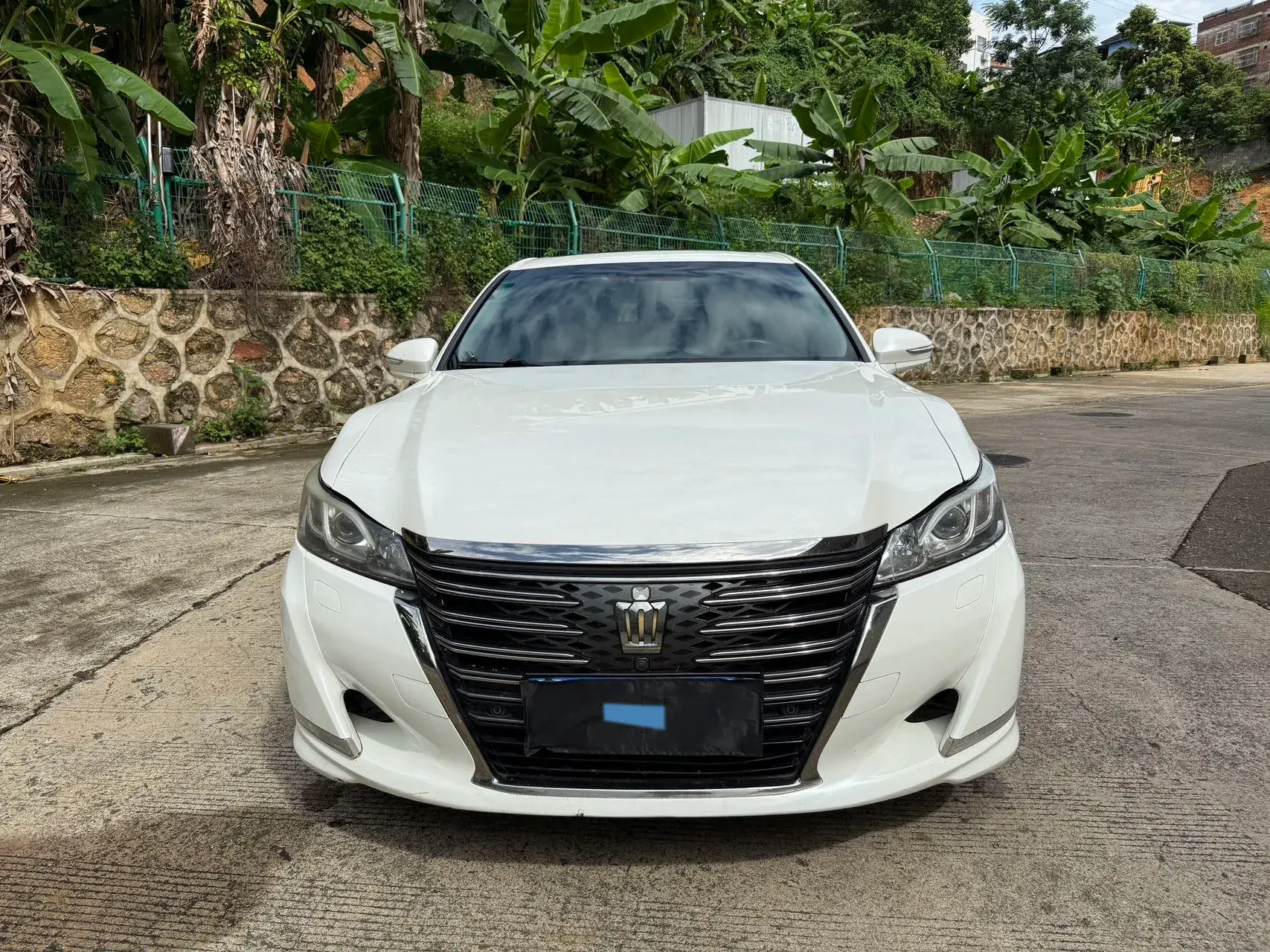 2018 TOYOTA CROWN thumbnail 2