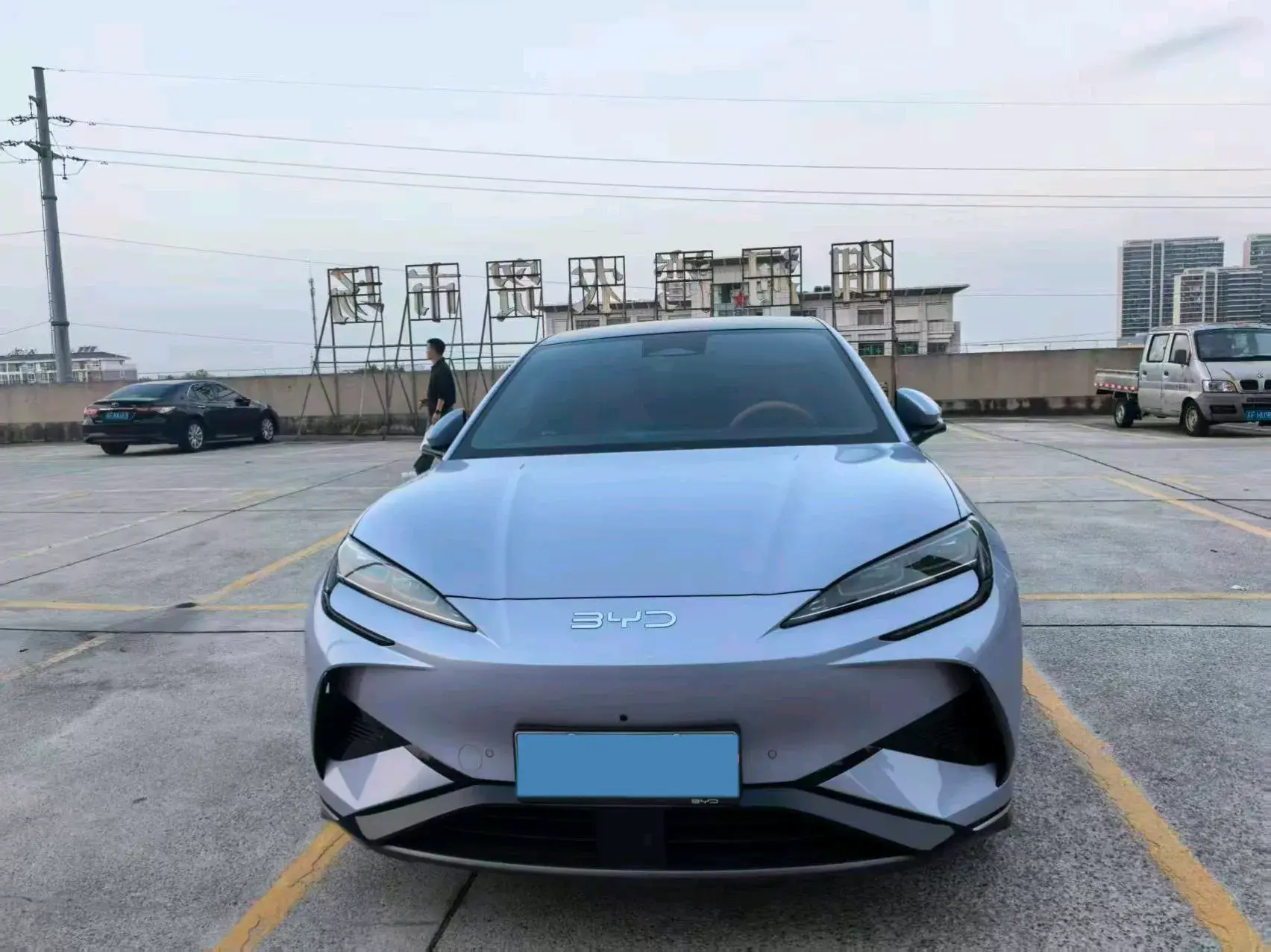 2024 BYD SEA thumbnail 3