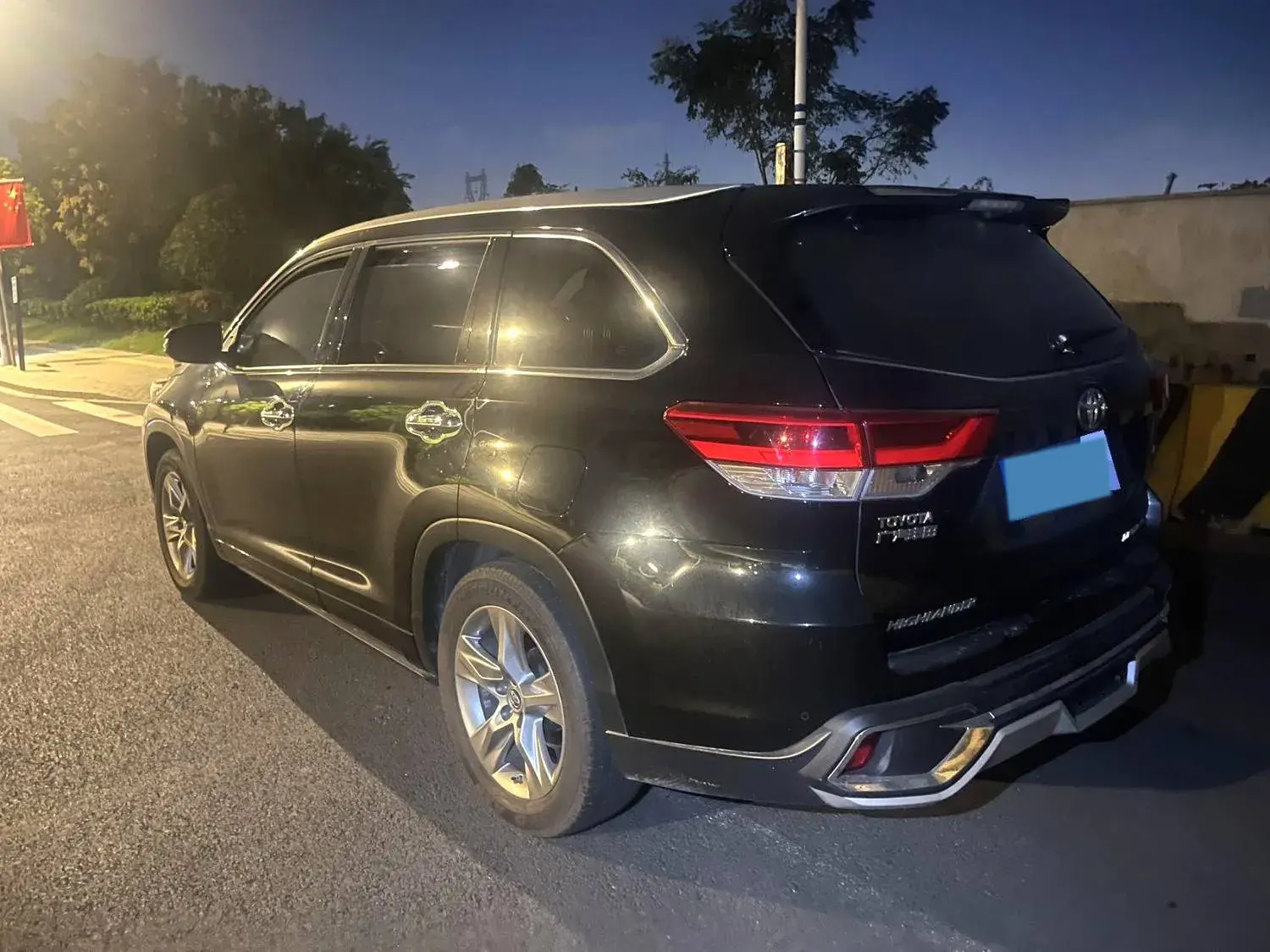 2018 TOYOTA HIGHLANDER thumbnail 4