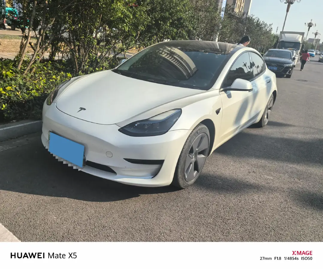 2022 Tesla Model 3 BEV 60KWH