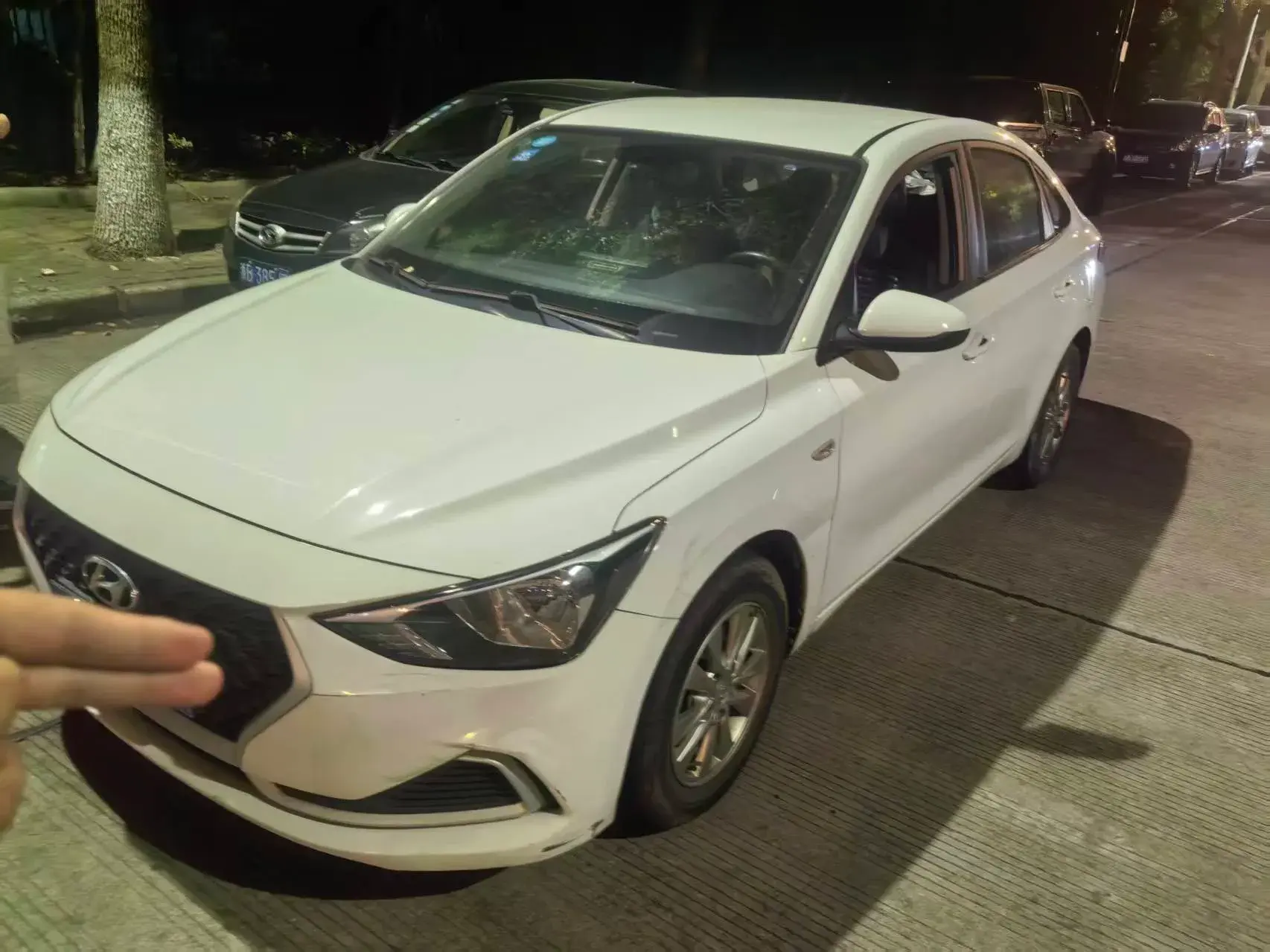 2017 HYUNDAI CELESTA view 1