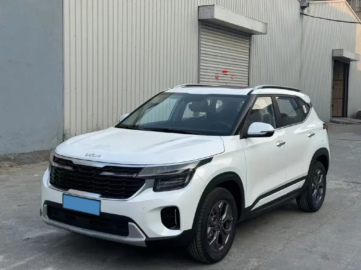2023 Kia Seltos 1.5L 115HP L4 CVT