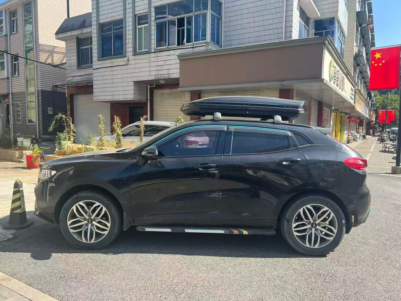 2017 WEY VV5 thumbnail 3