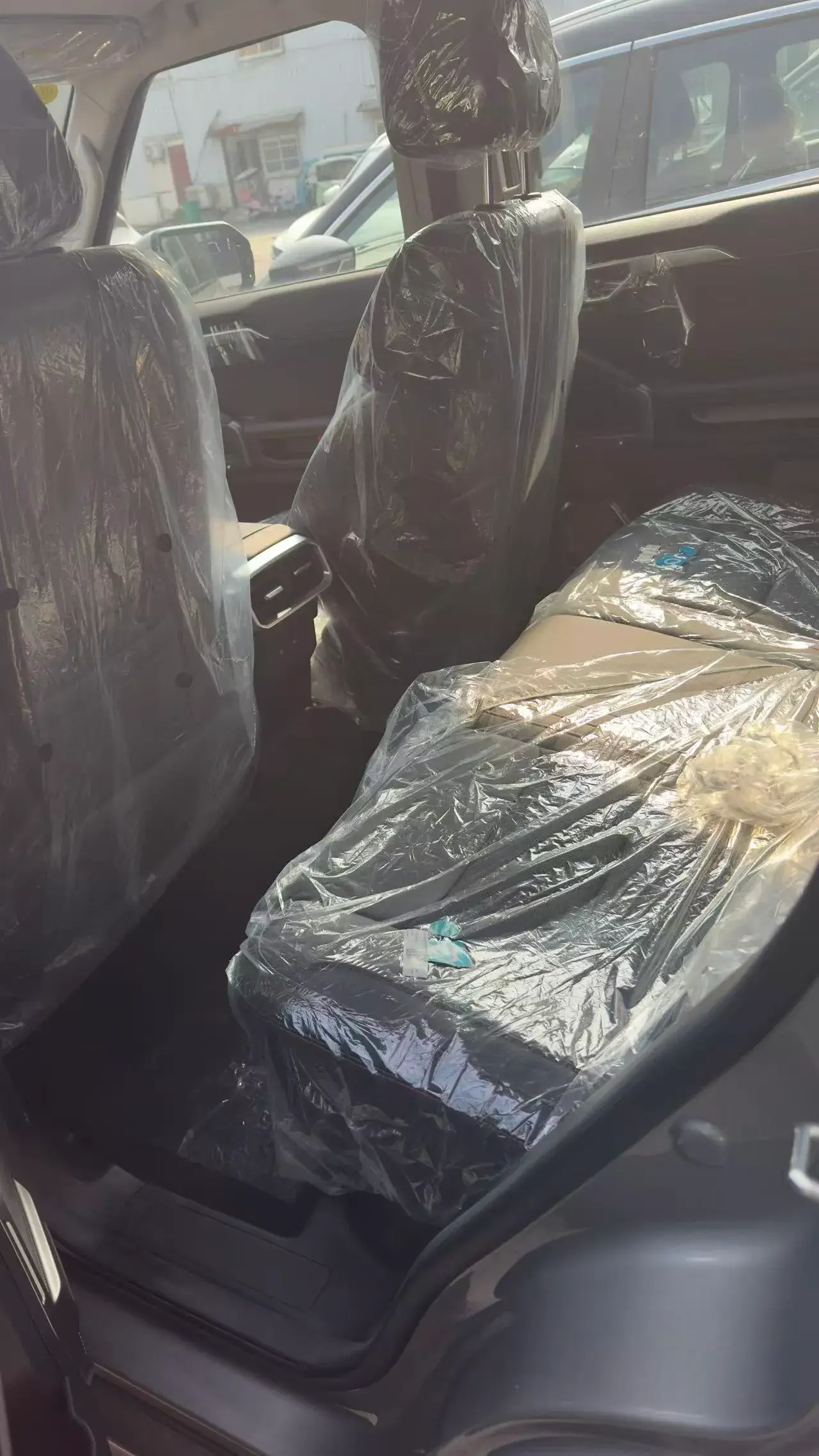 2025 JETOUR TRAVELLER thumbnail 3