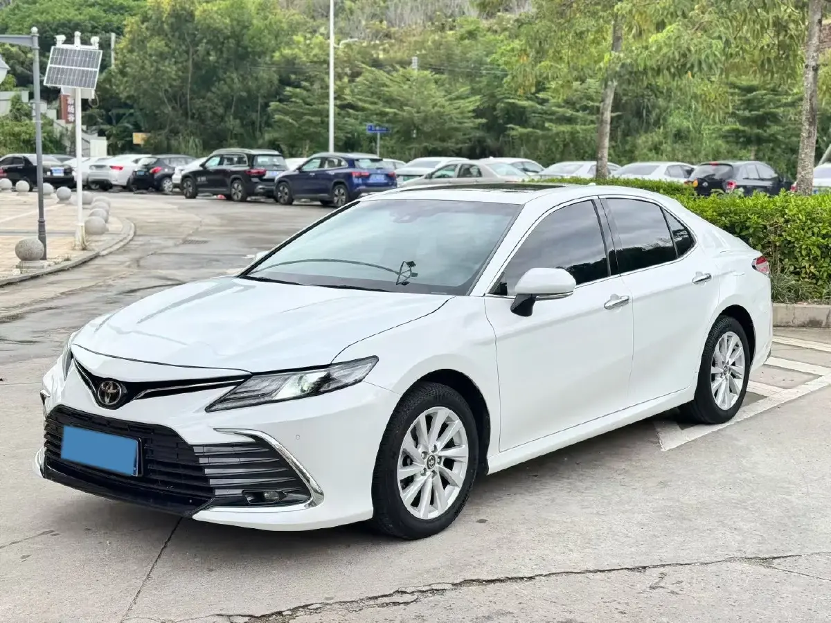 2021 Toyota Camry 2.0L 178HP L4 CVT