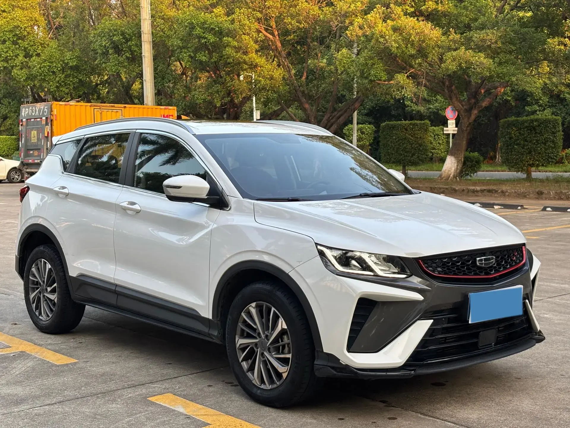 2020 GEELY COOLRAY thumbnail 3