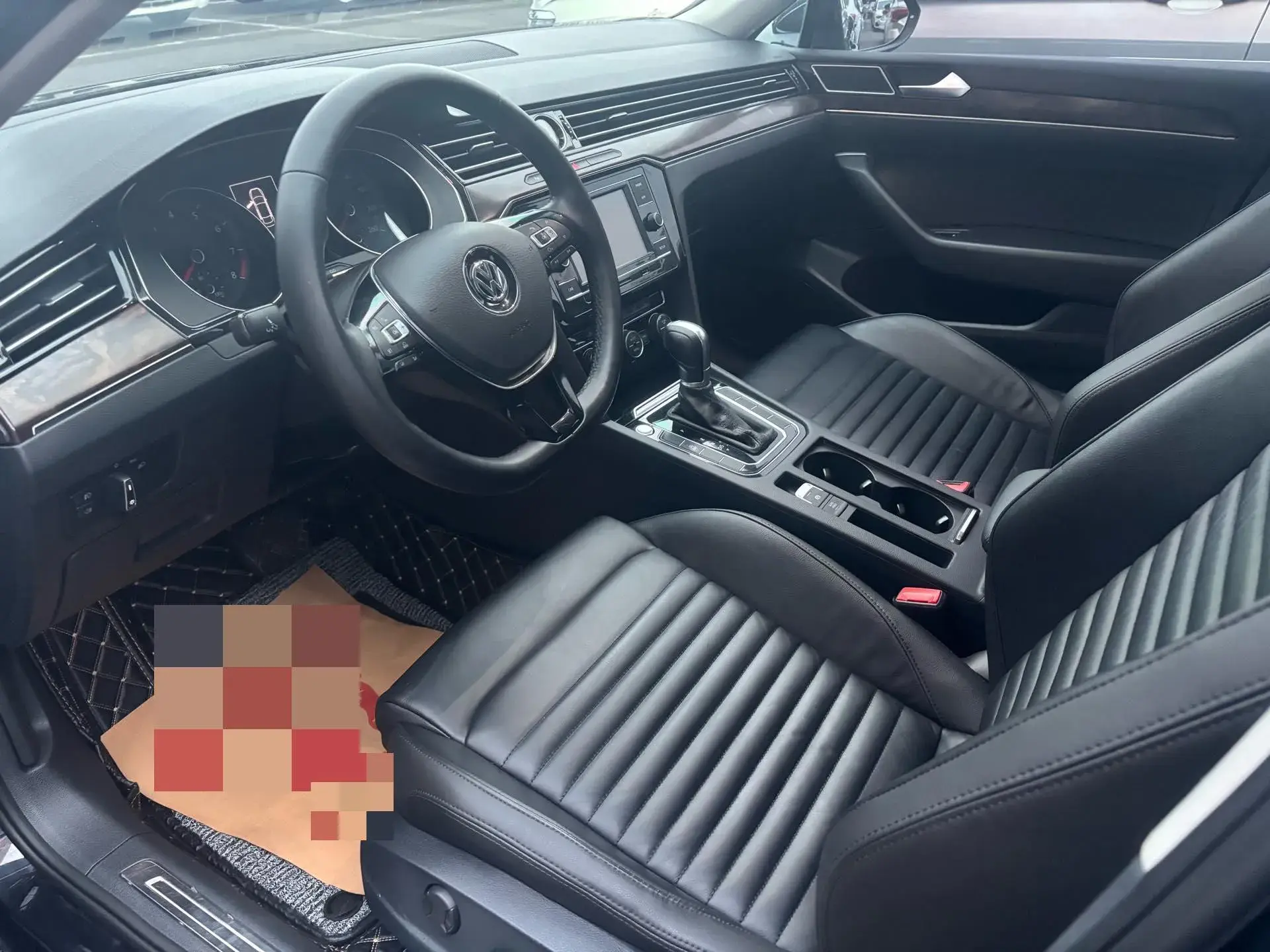 2018 VOLKSWAGEN MAGOTAN thumbnail 3