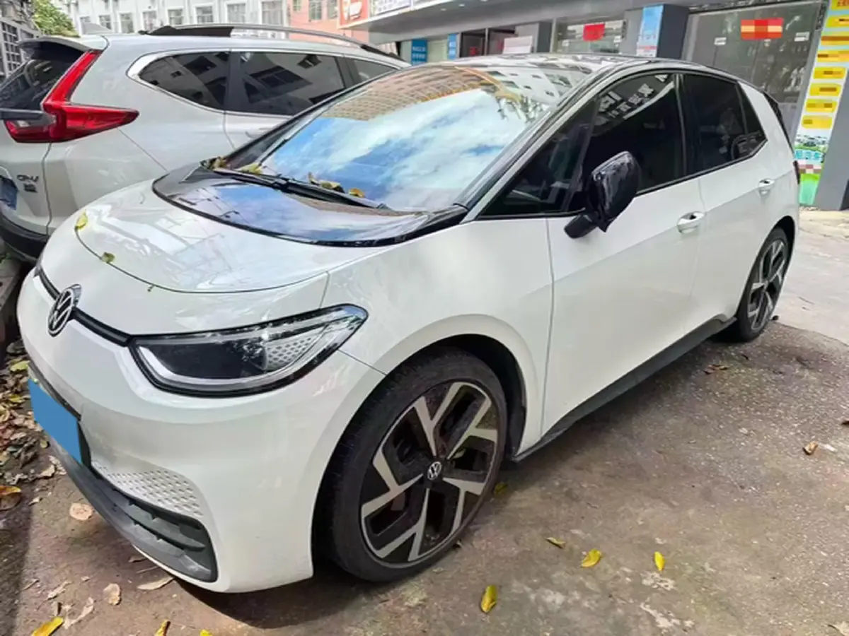 2025 Volkswagen ID.3 BEV 52.8KWH