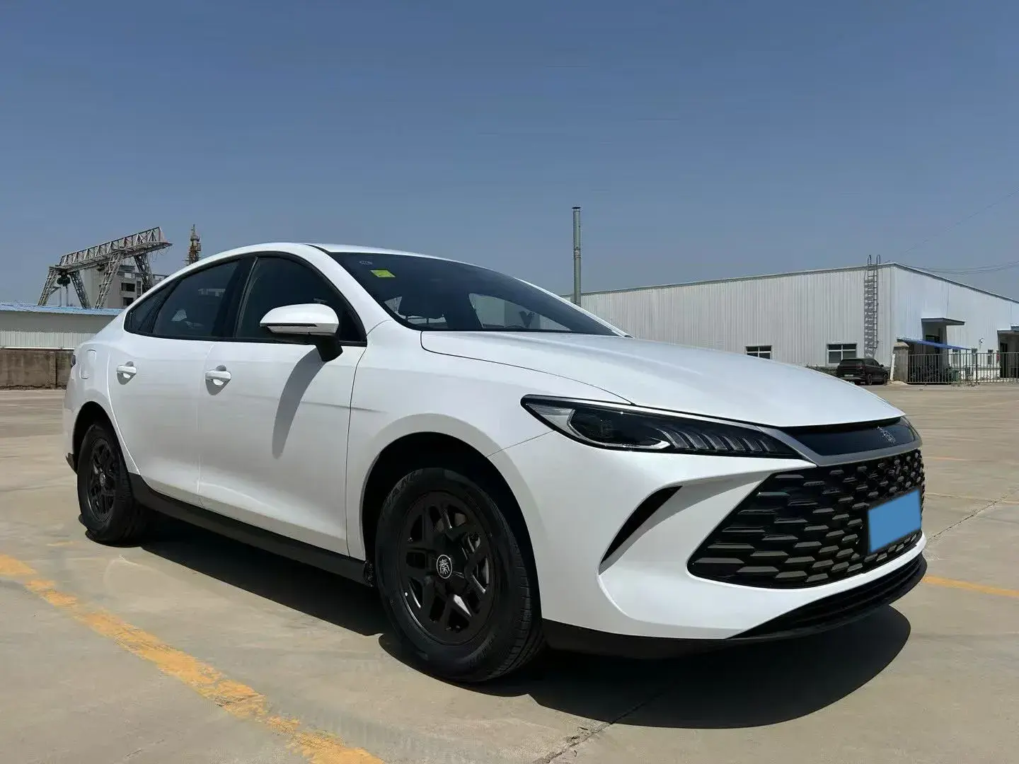 2025 BYD QIN thumbnail 3