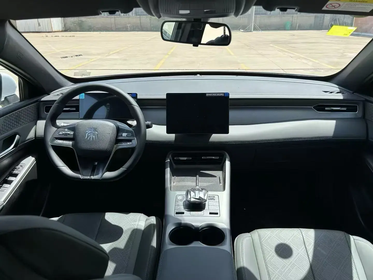 2025 BYD QIN thumbnail 4