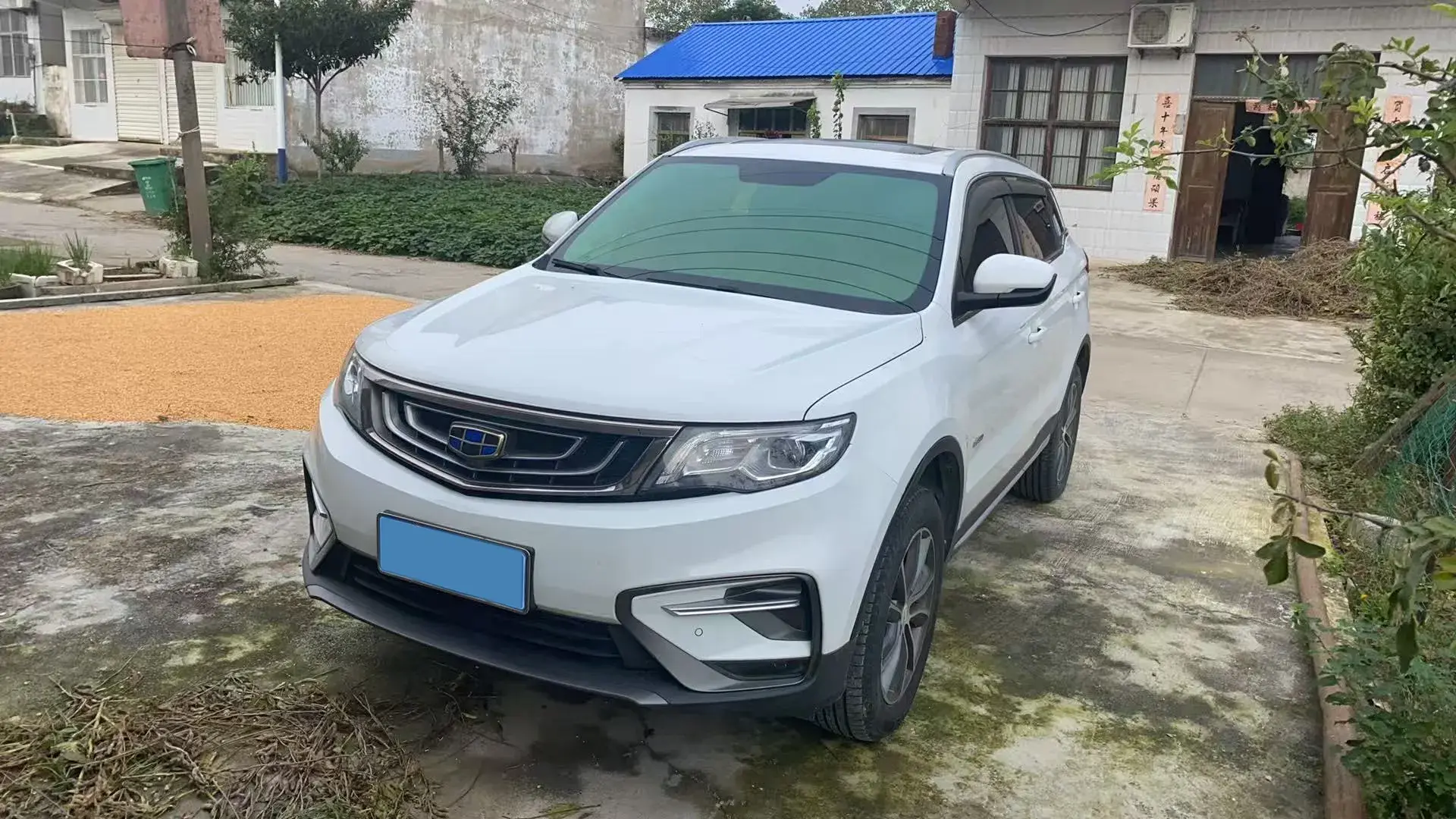 2018 GEELY AZKARRA view 1