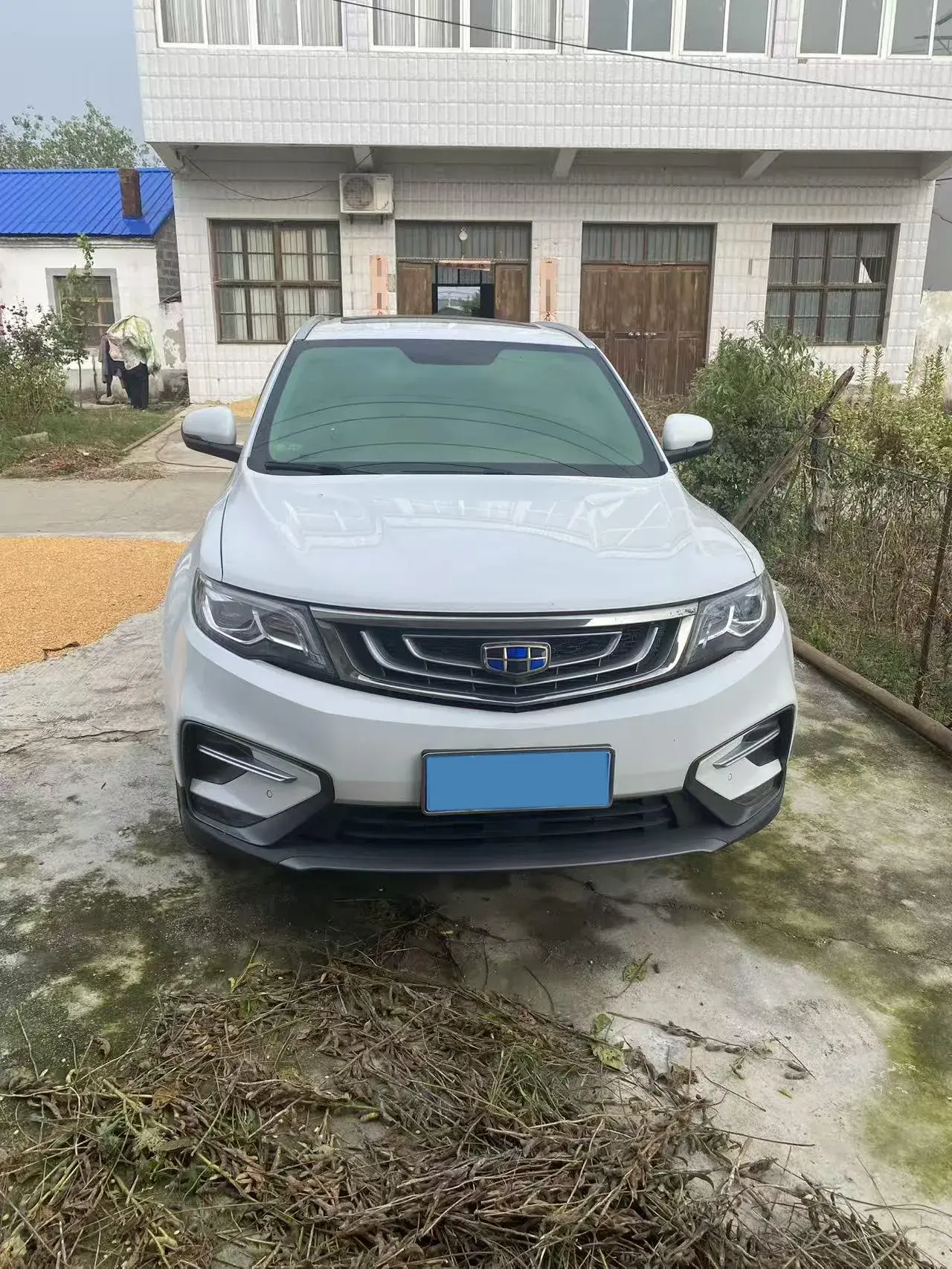 2018 GEELY AZKARRA thumbnail 3