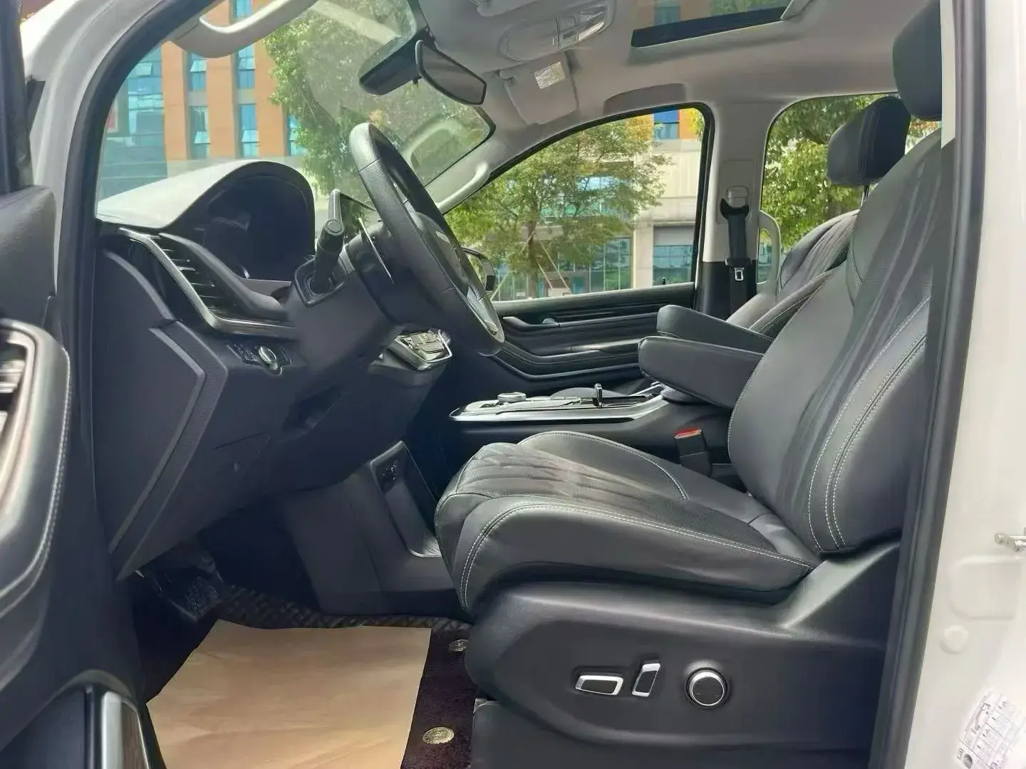 2023 MAXUS G20 thumbnail 4