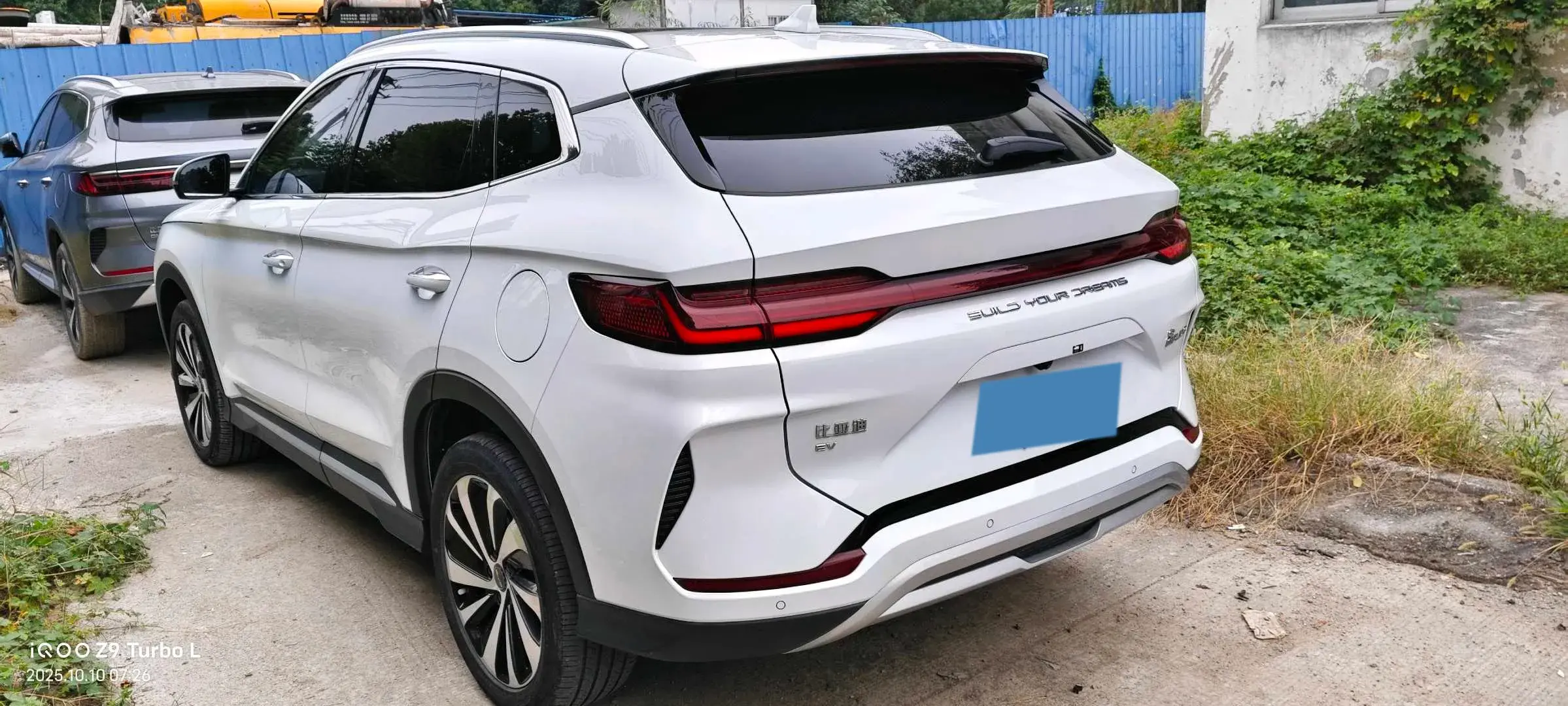 2023 BYD SONG thumbnail 3