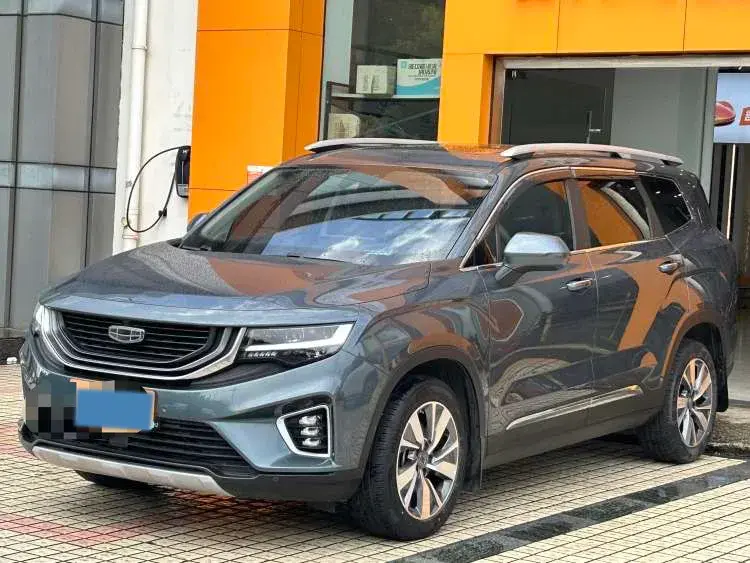 2020 GEELY OKAVANGO view 1