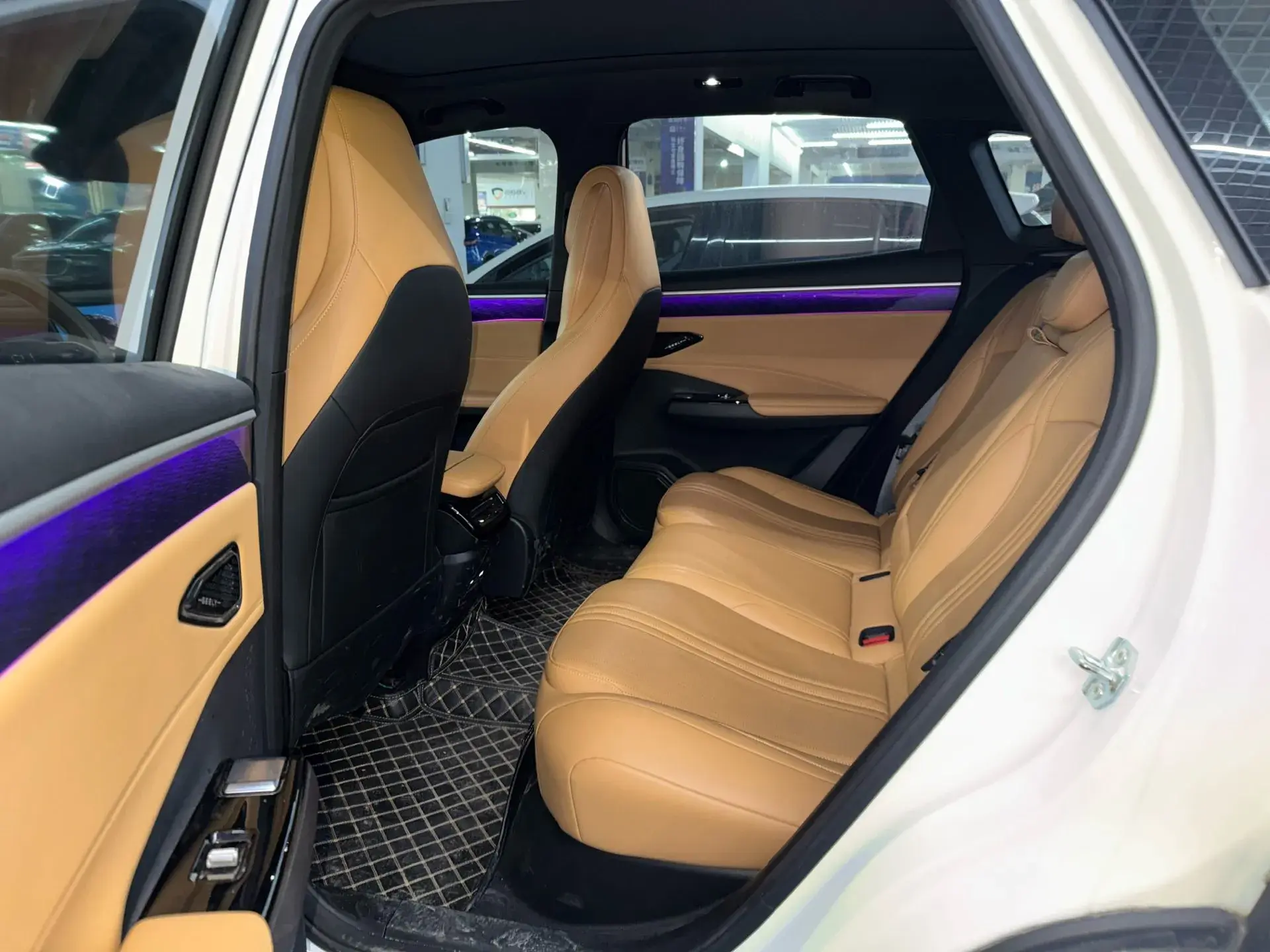 2023 GEELY GALAXY thumbnail 4