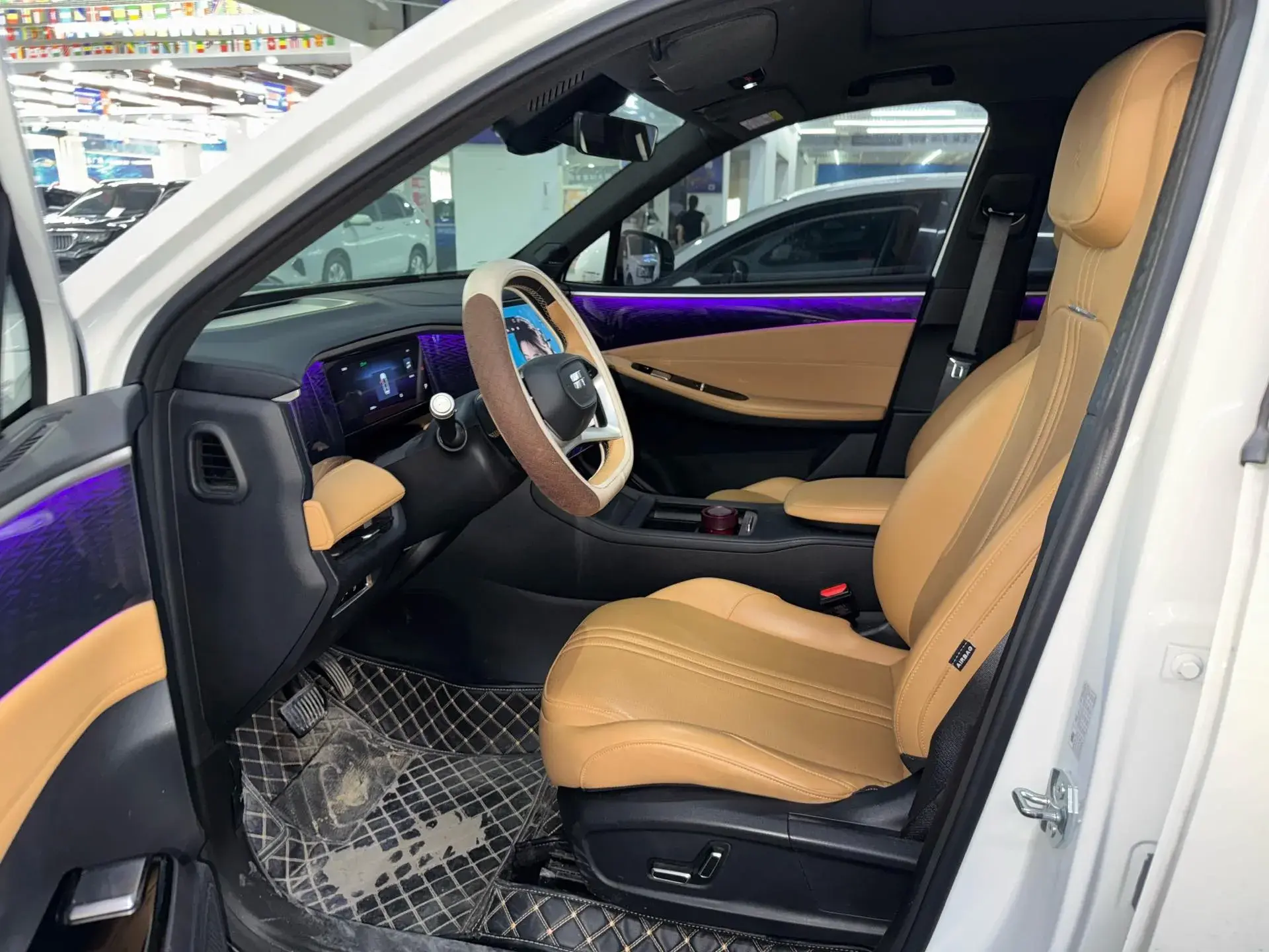 2023 GEELY GALAXY thumbnail 3