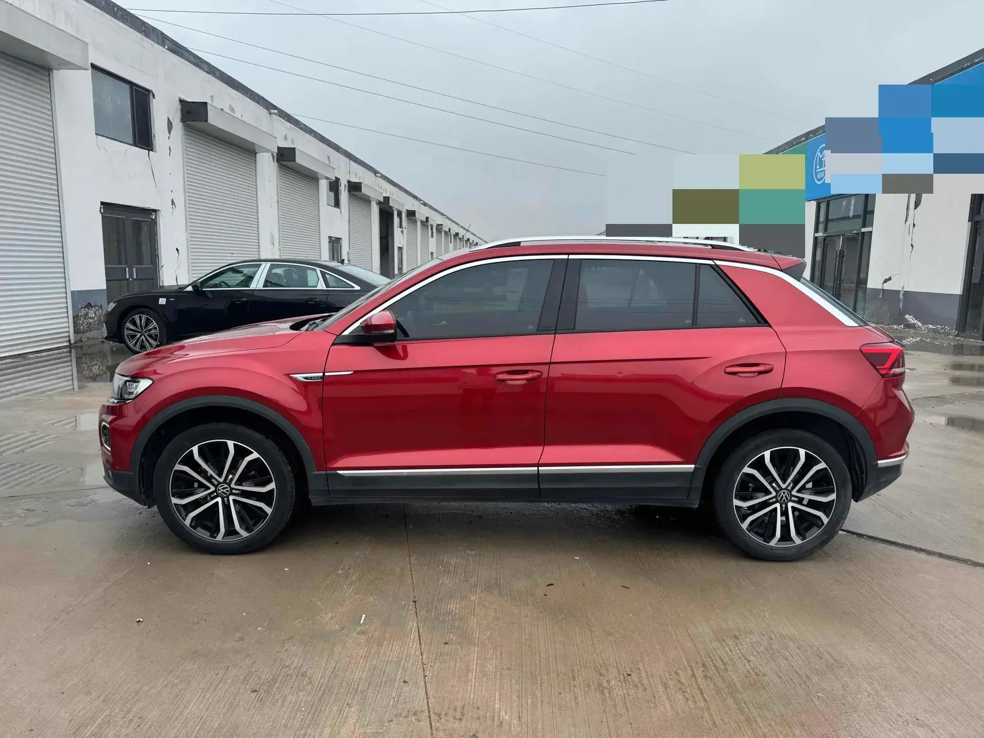 2021 VOLKSWAGEN T-ROC thumbnail 2