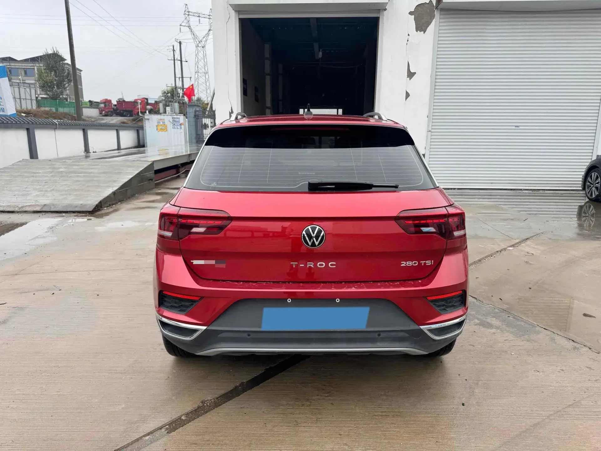 2021 VOLKSWAGEN T-ROC thumbnail 3