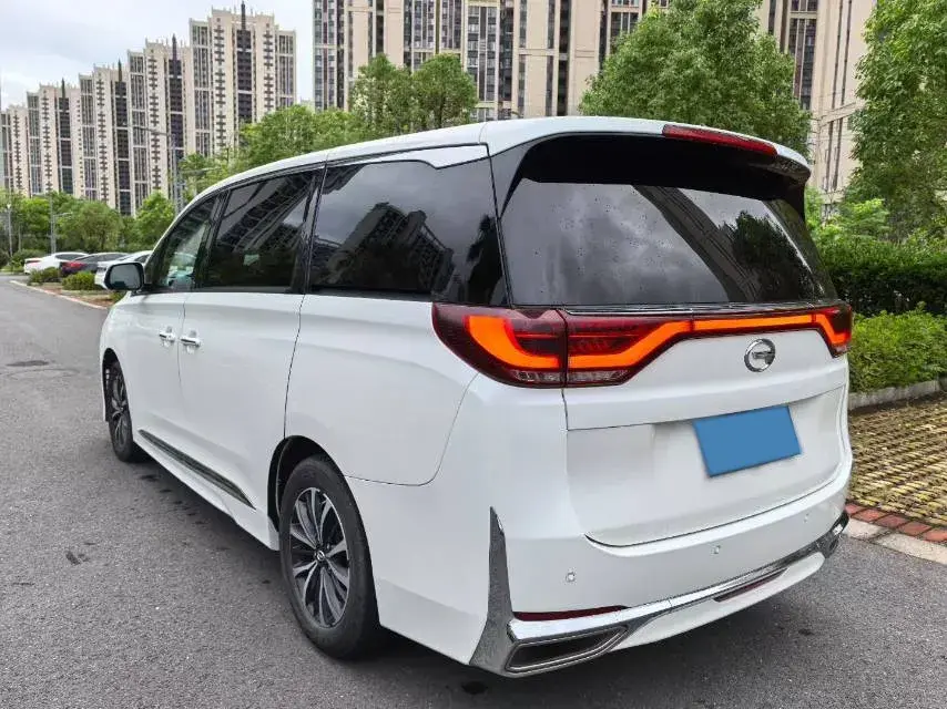 2021 GAC TRUMPCHI thumbnail 4