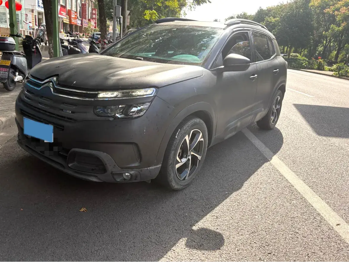 2017 CITROEN C5 view 1