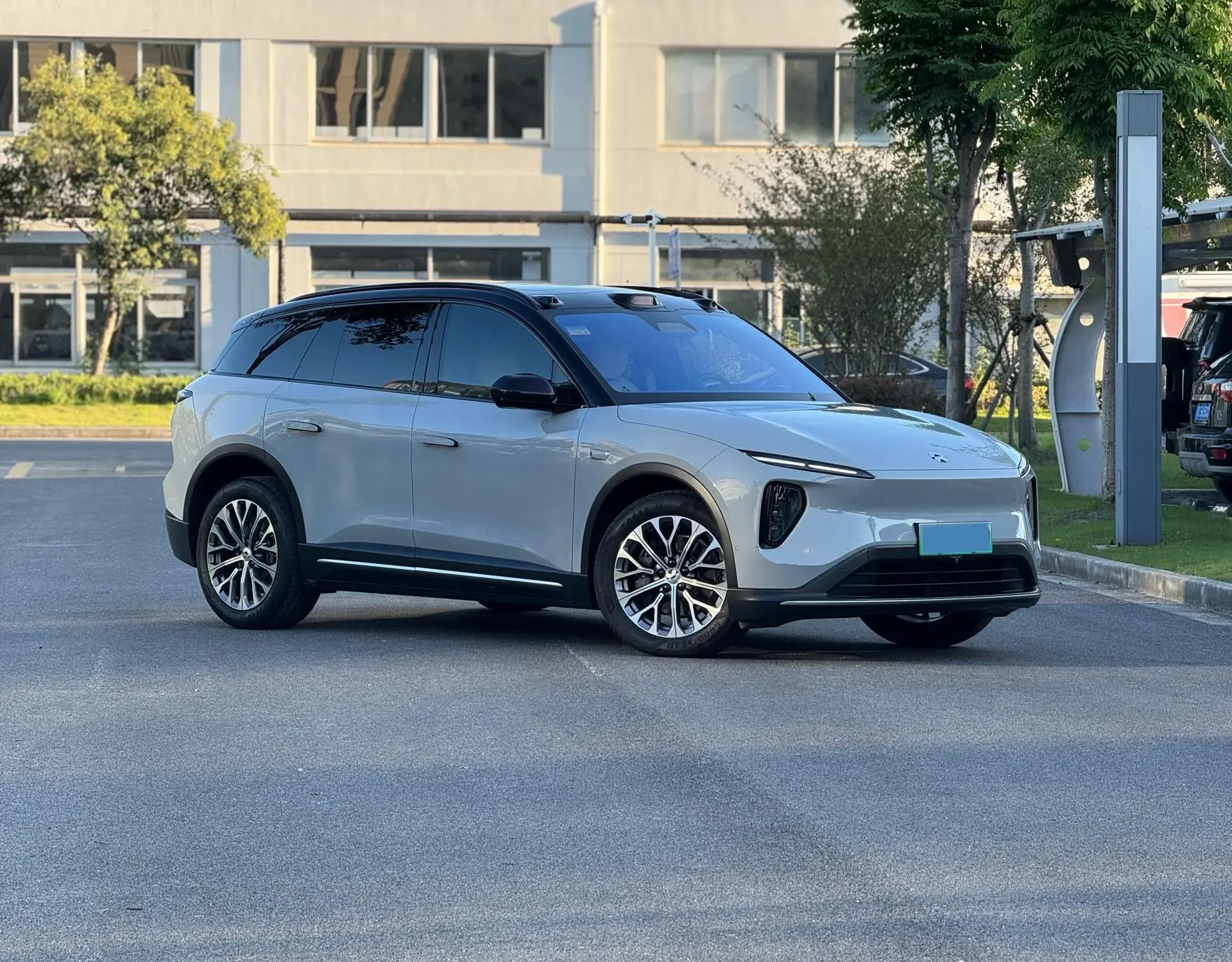 2023 NIO ES6 thumbnail 4