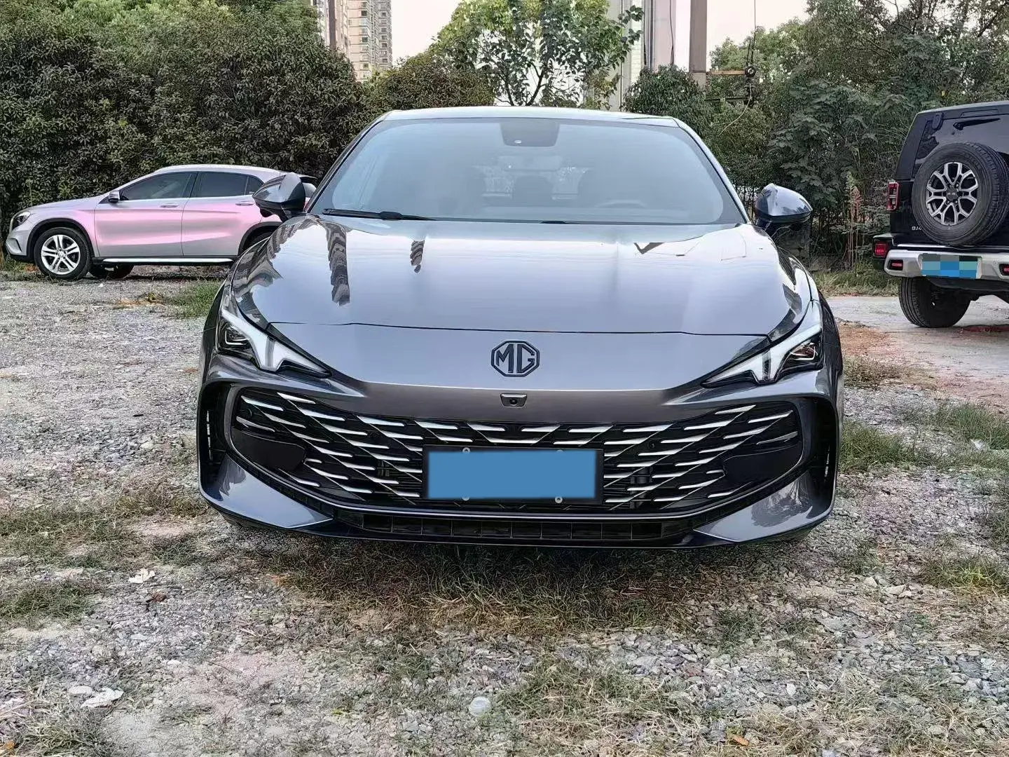 2023 MG 7 thumbnail 2