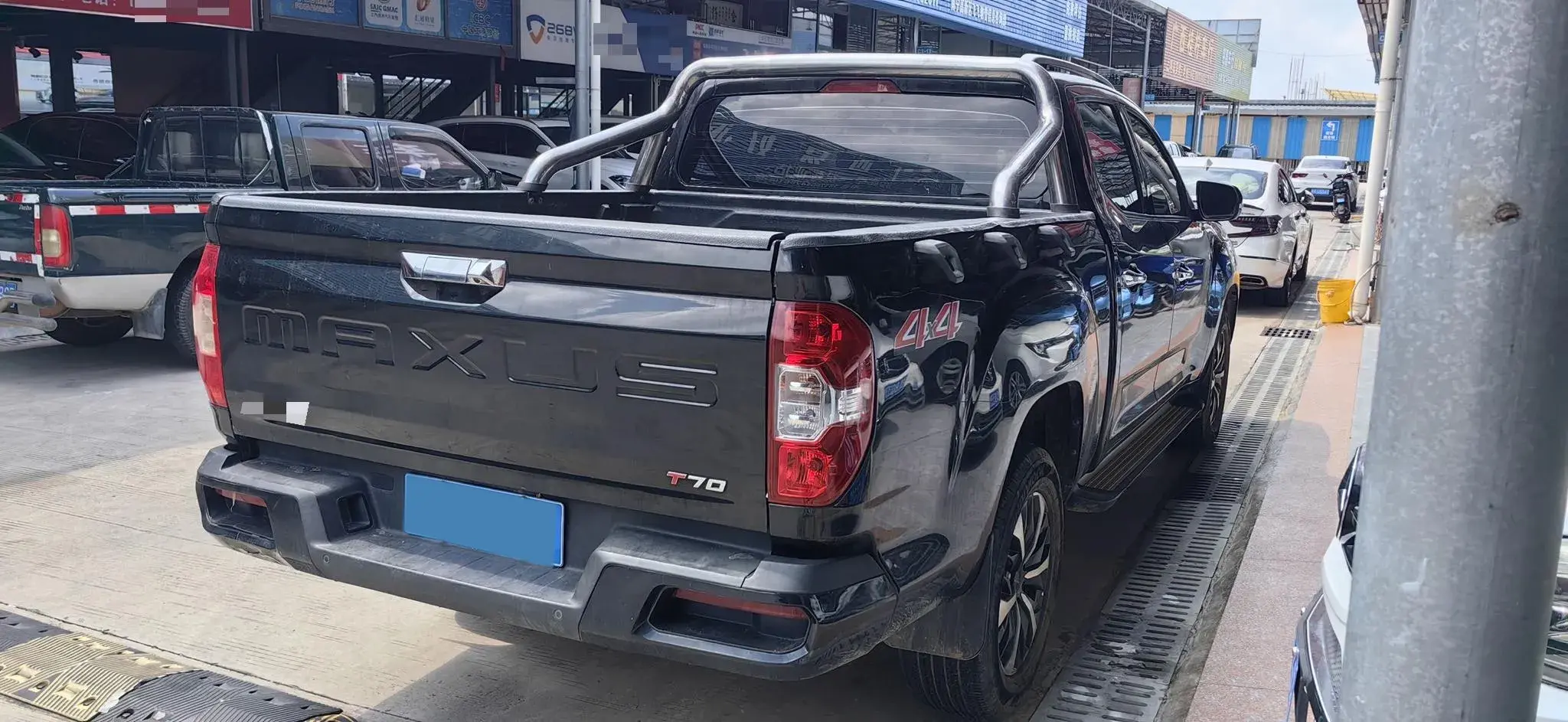 2021 MAXUS T70 thumbnail 3