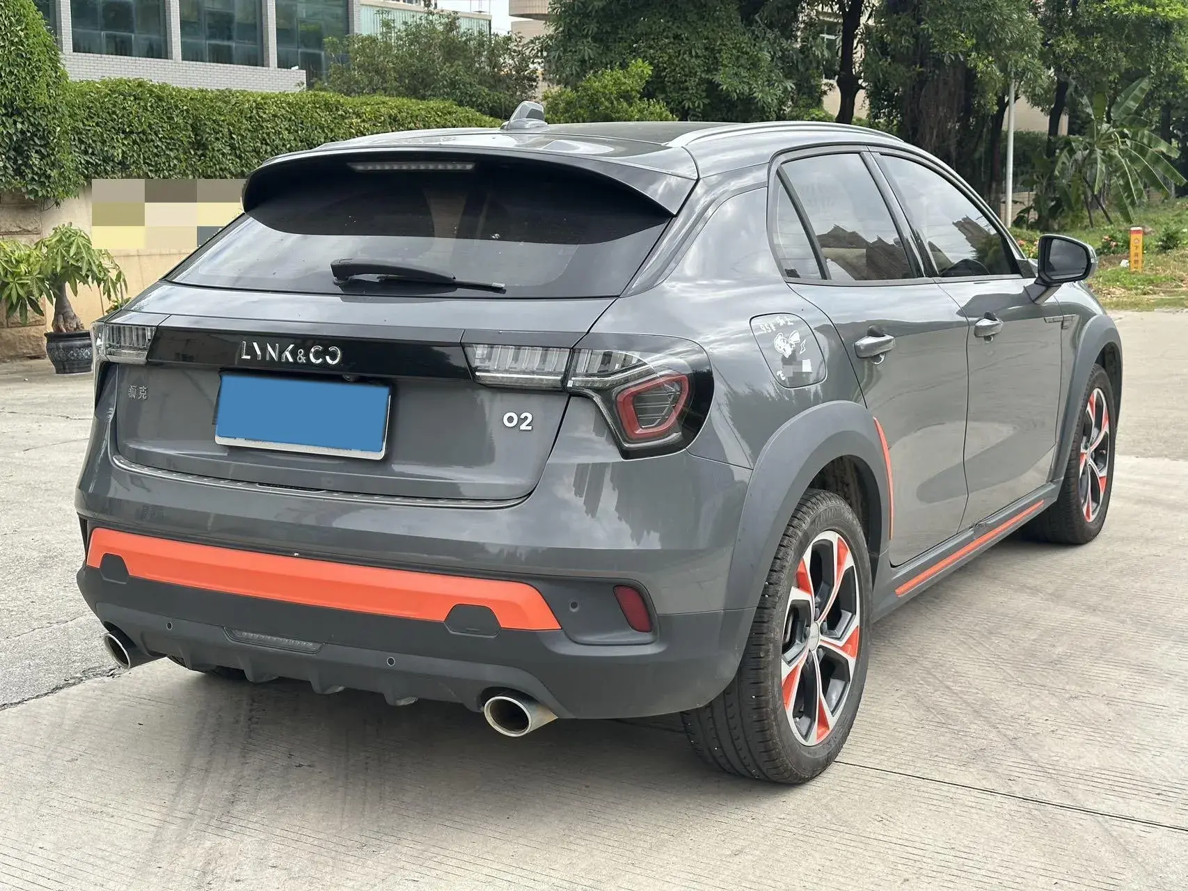 2019 LYNK&CO 02 thumbnail 4