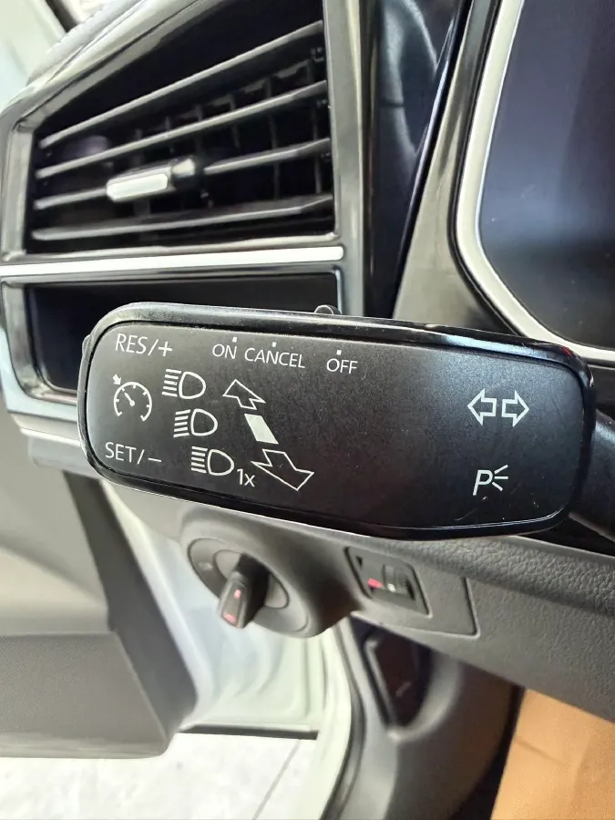 2021 Jetta VS7 1.4T 150HP L4 6AT,autocango,china used car exporter,china ev exporter,chinese used car exporter,chinese used ev exporter