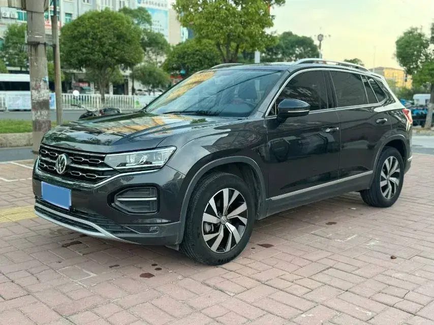 2019 VOLKSWAGEN TAYRON view 1
