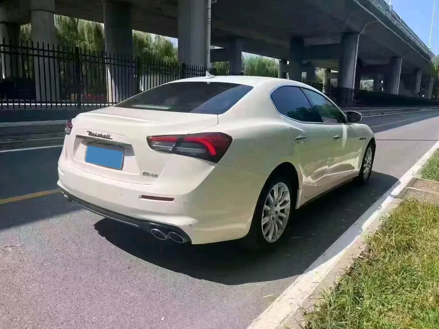 2021 MASERATI GHIBLI thumbnail 4