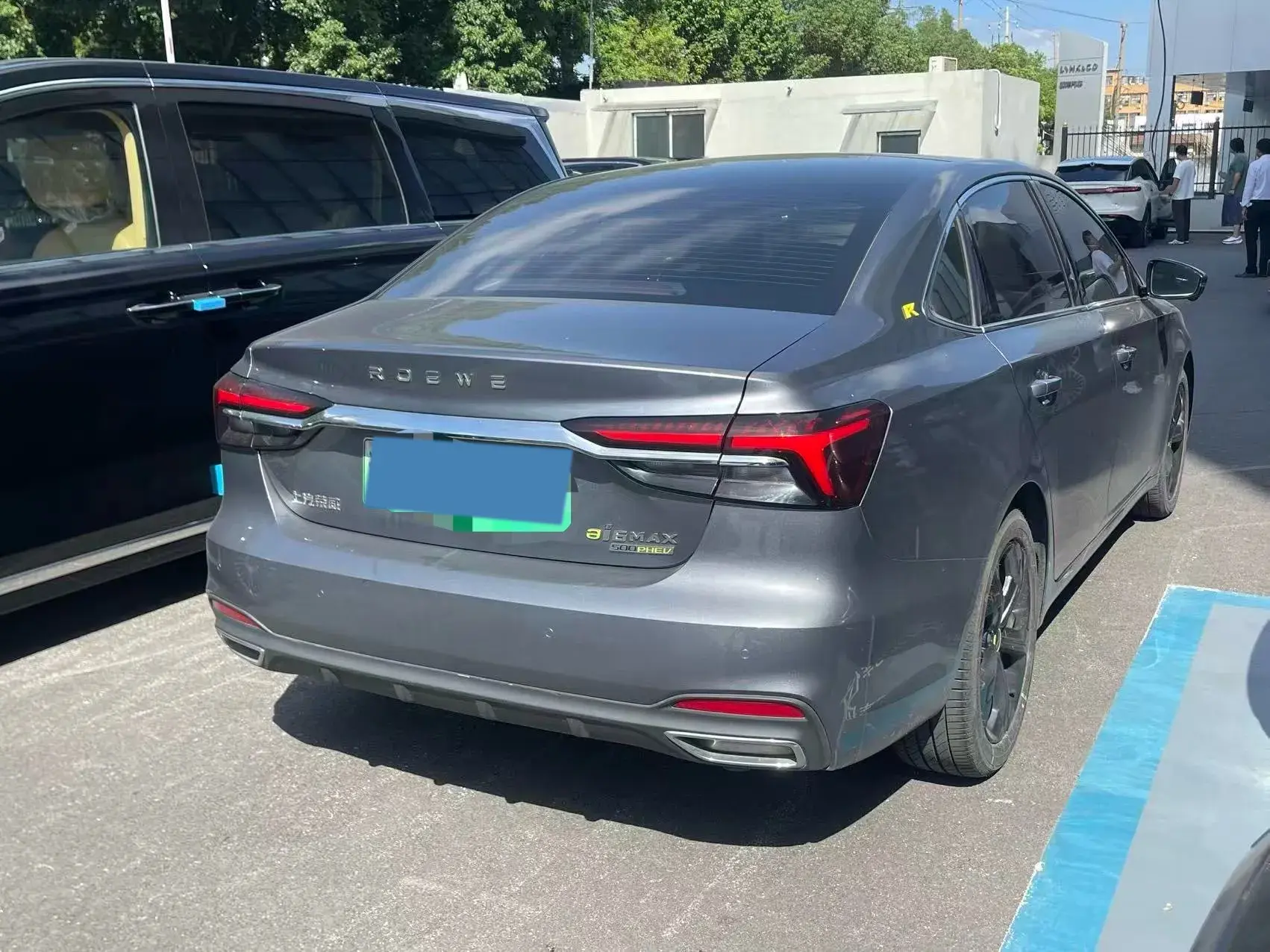 2020 ROEWE I6 thumbnail 4