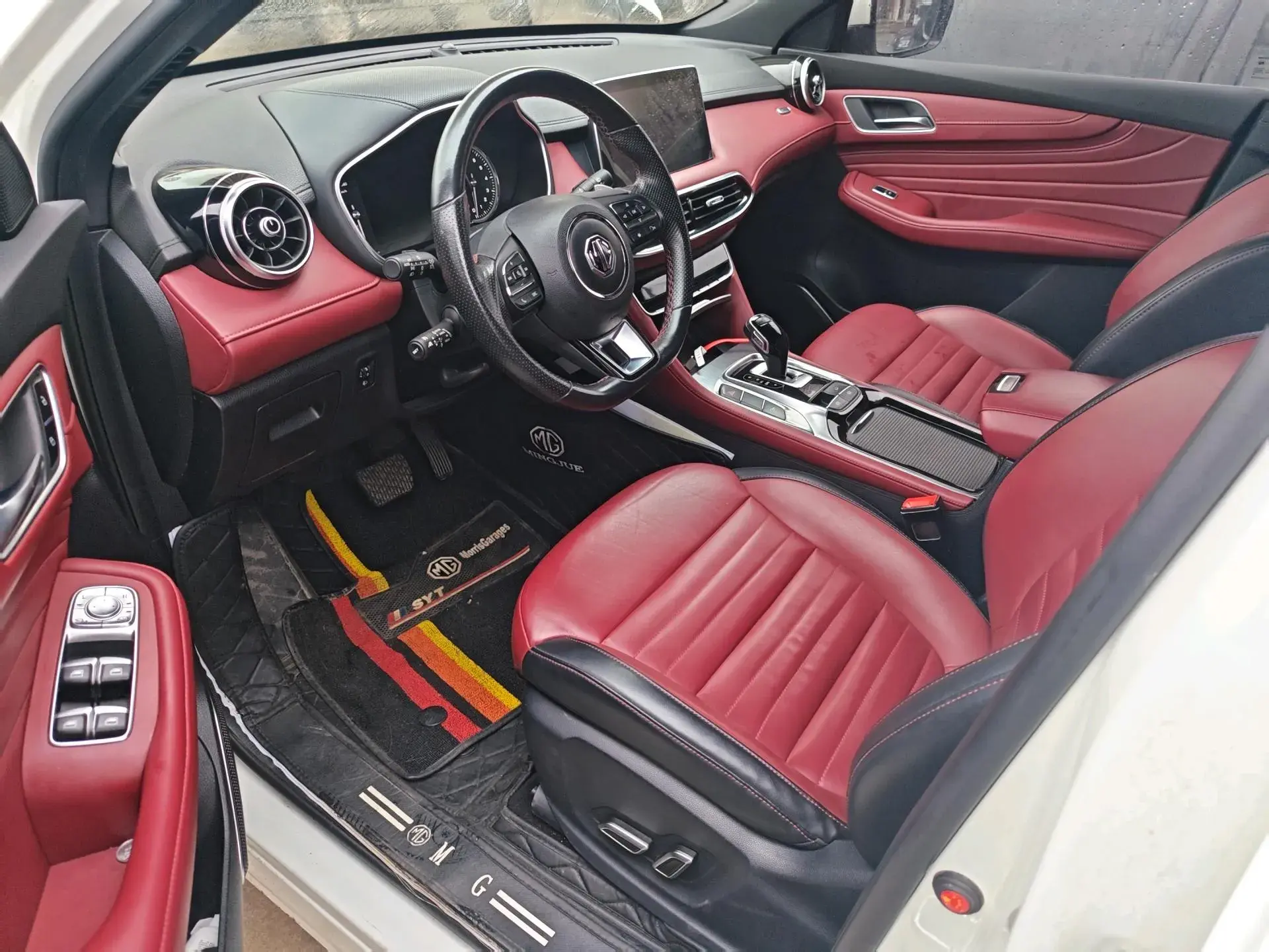 2019 MG HS thumbnail 2