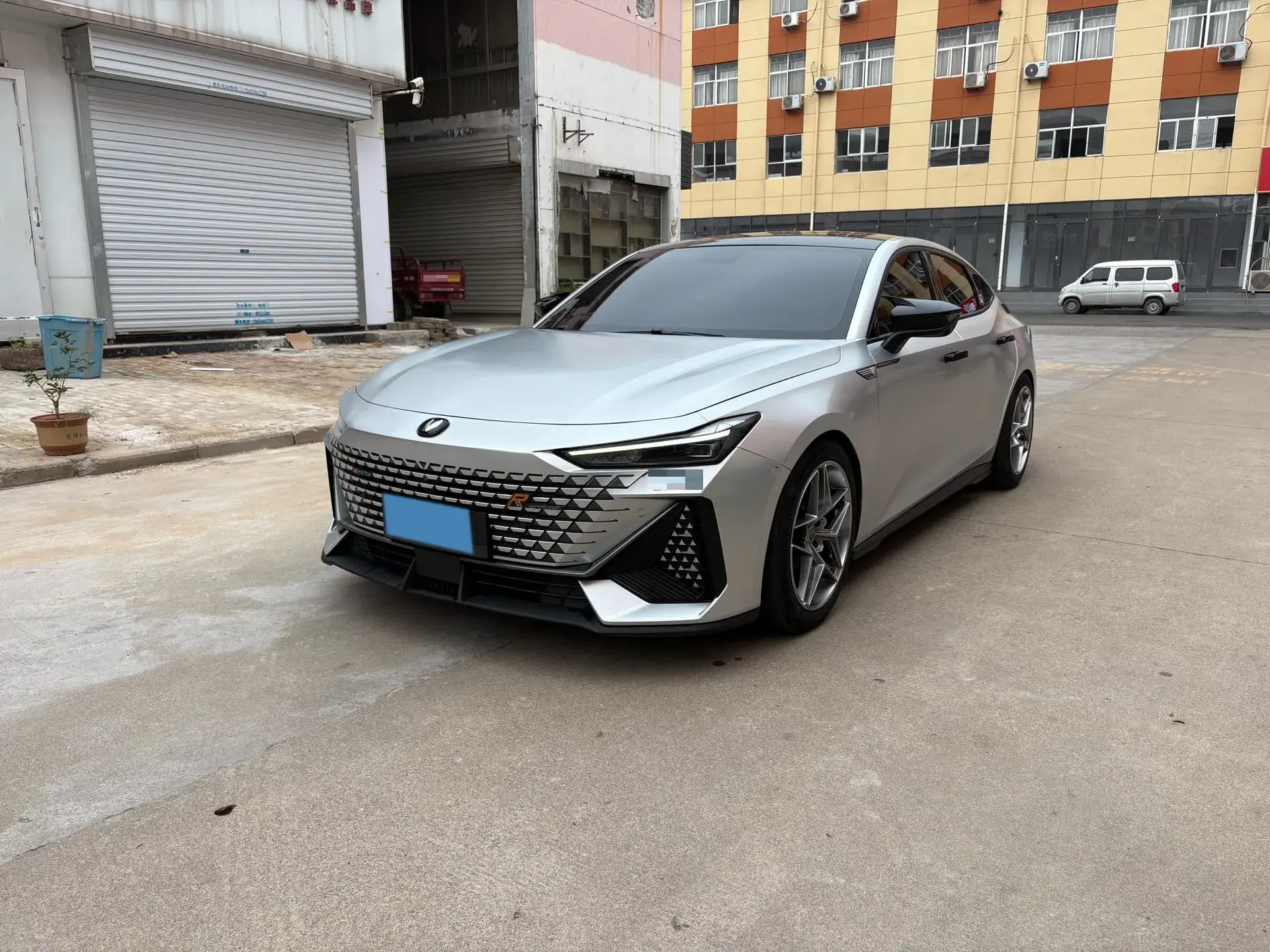 2022 CHANGAN UNI-V view 1