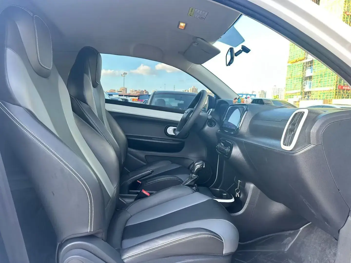 2022 ROEWE CLEVER thumbnail 4