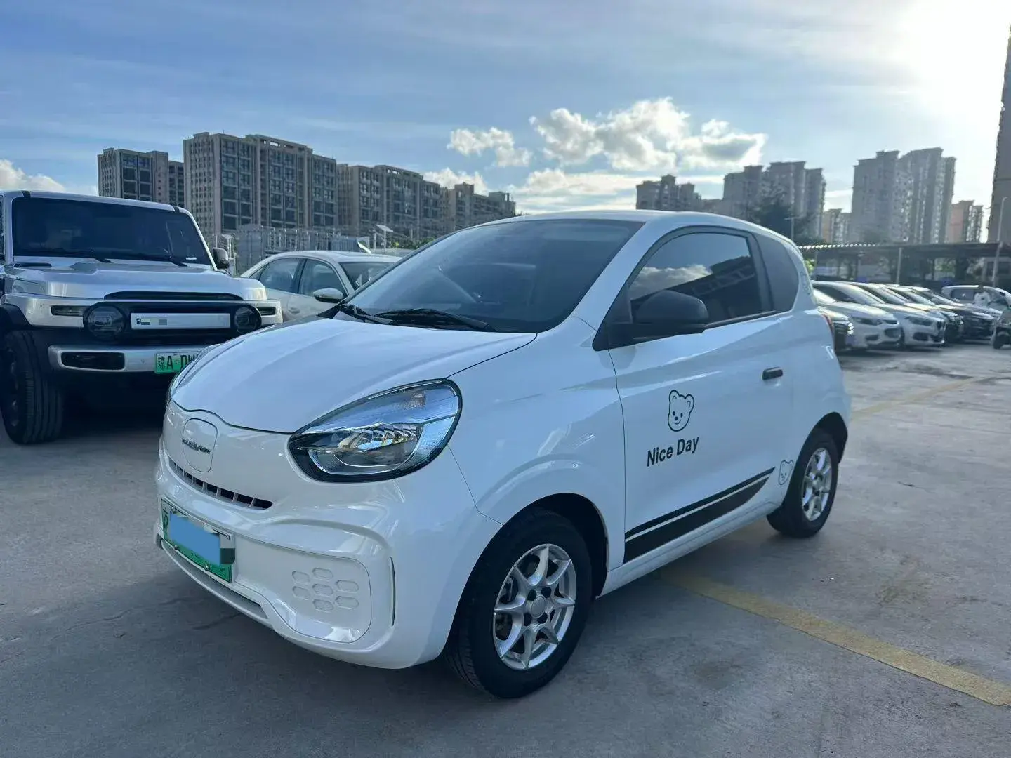 2022 ROEWE CLEVER view 1