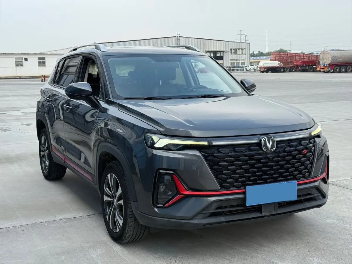 2021 ChangAn CS35 Plus 1.4T 160HP L4 7DCT,autocango,china used car exporter,china ev exporter,chinese used car exporter,chinese used ev exporter