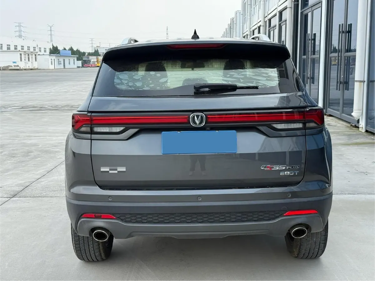 2021 ChangAn CS35 Plus 1.4T 160HP L4 7DCT,autocango,china used car exporter,china ev exporter,chinese used car exporter,chinese used ev exporter