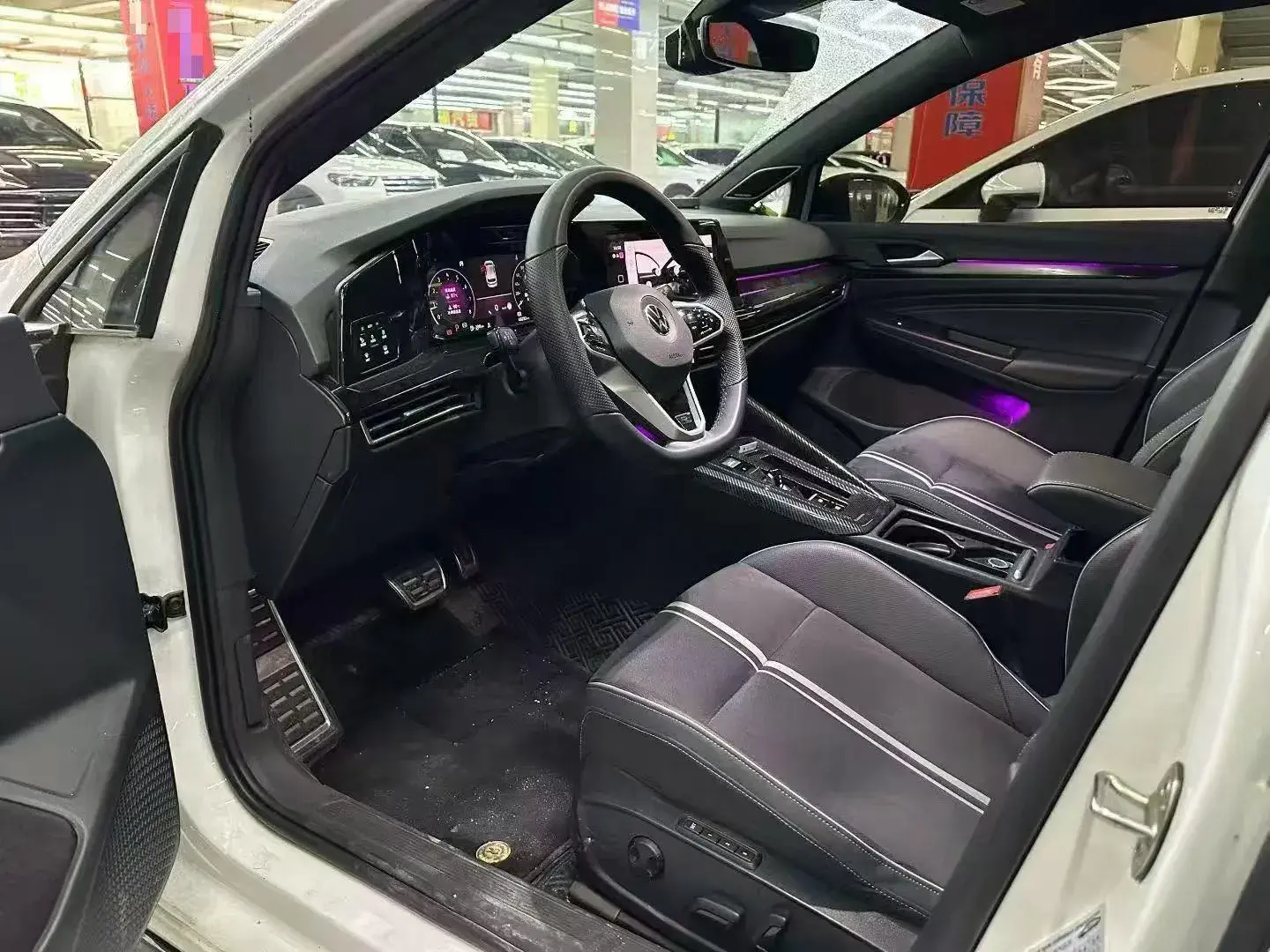 2021 VOLKSWAGEN GOLF thumbnail 3