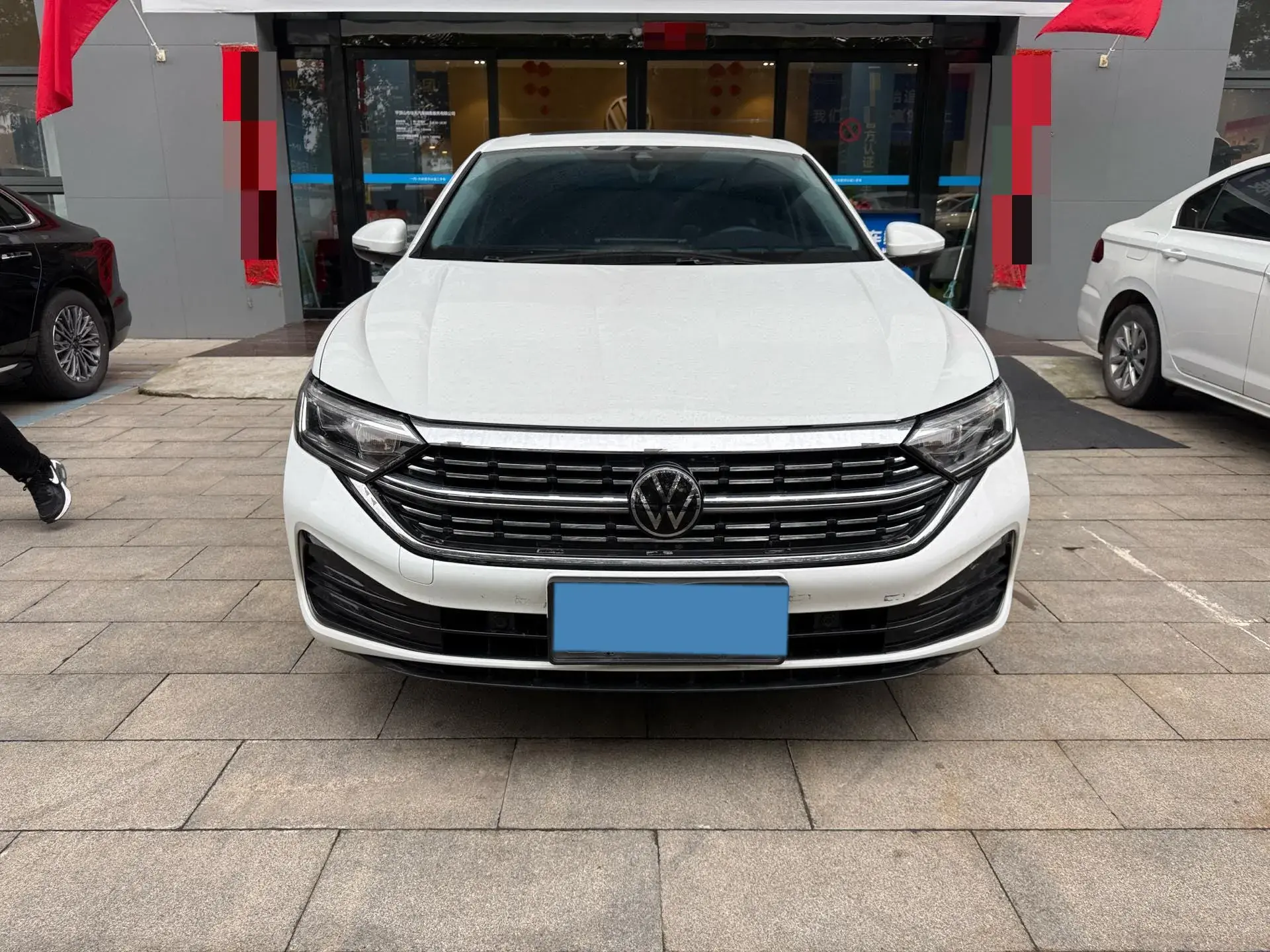 2023 VOLKSWAGEN SAGITAR thumbnail 2