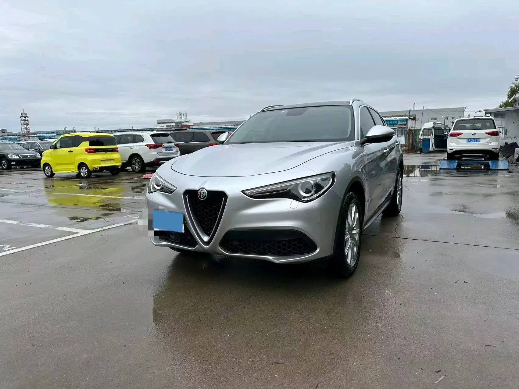 2017 ALFA ROMEO view 1