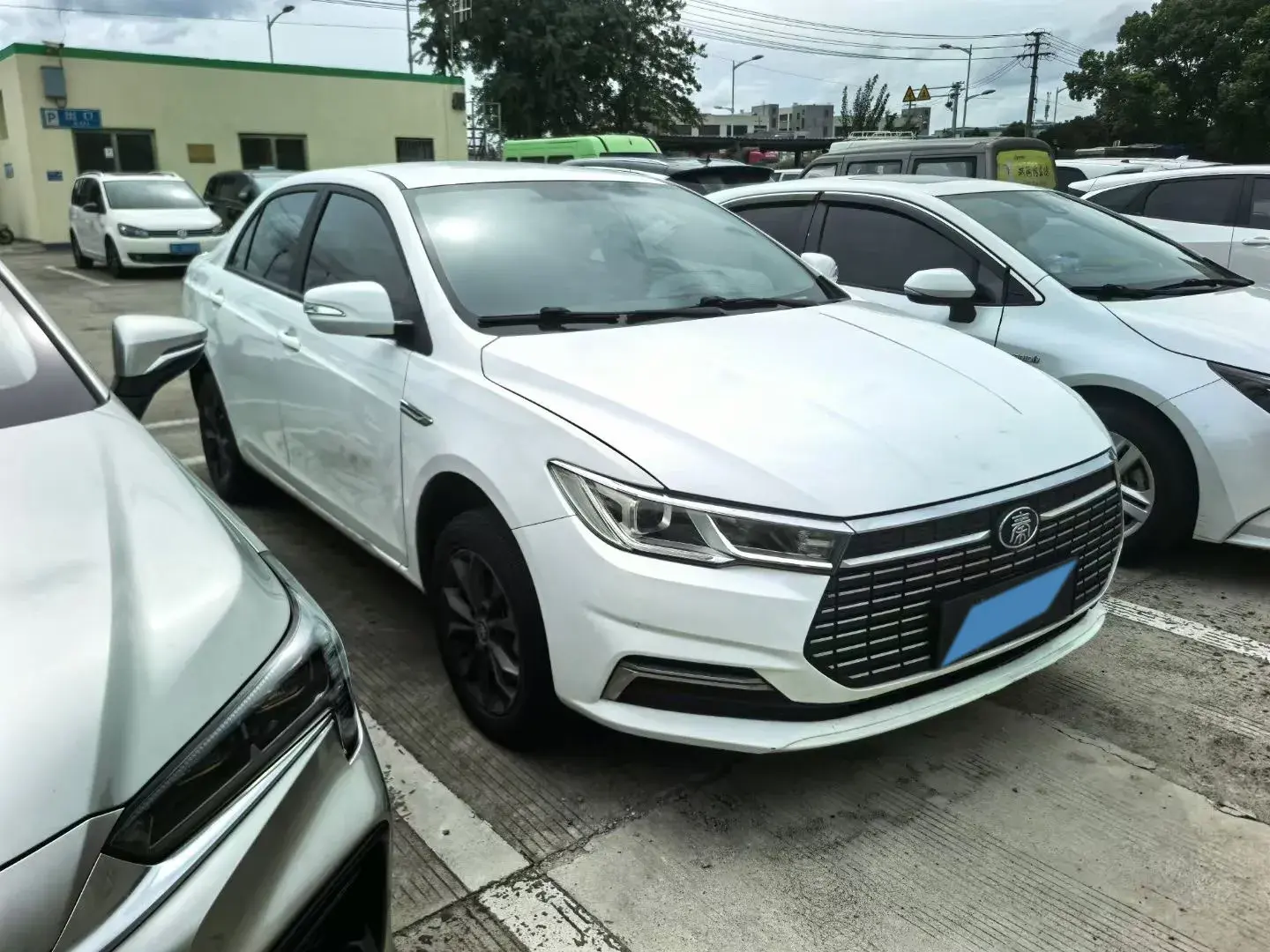 2019 BYD QIN thumbnail 3