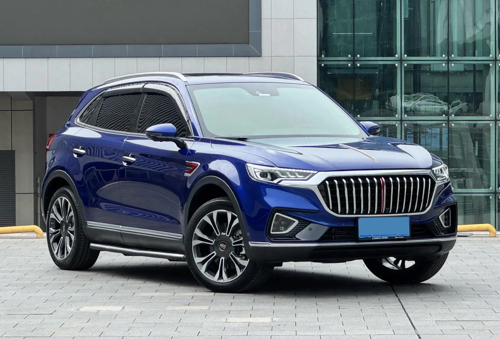 2022 HONGQI HS5 thumbnail 2