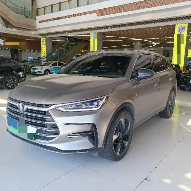 2023 BYD TANG view 1