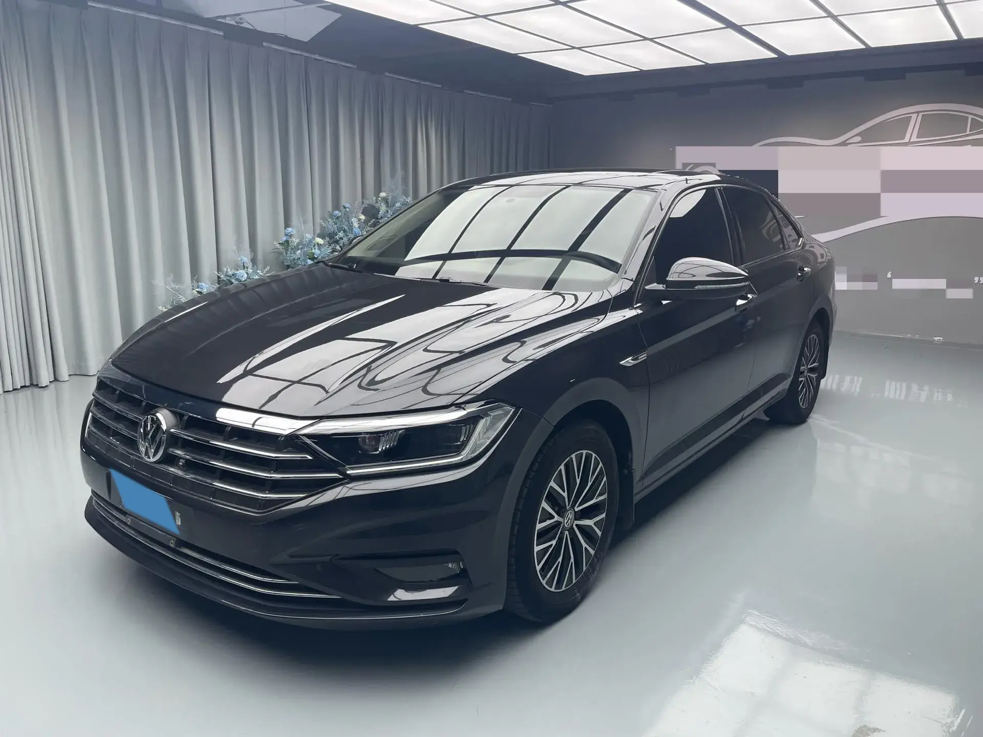 2021 VOLKSWAGEN SAGITAR view 1